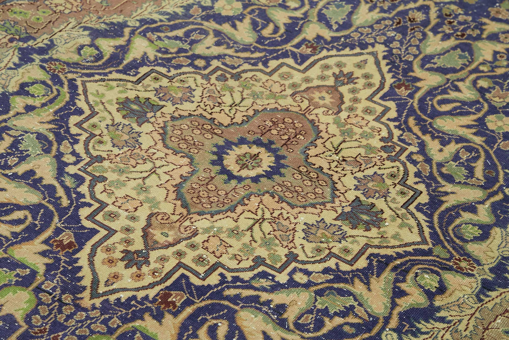 Bisque Kayseri — 1.93 x 2.92
