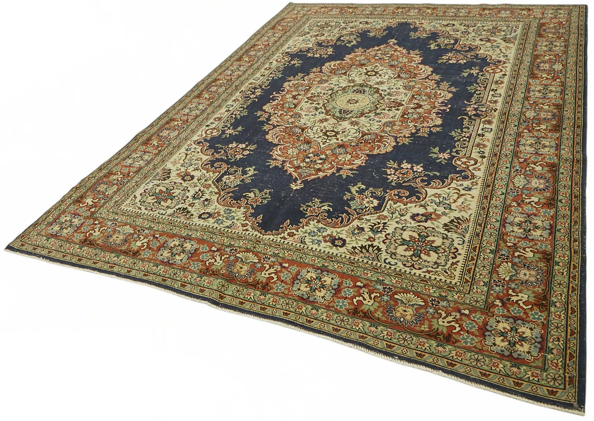 Ivory Kayseri — 2.07 x 2.97