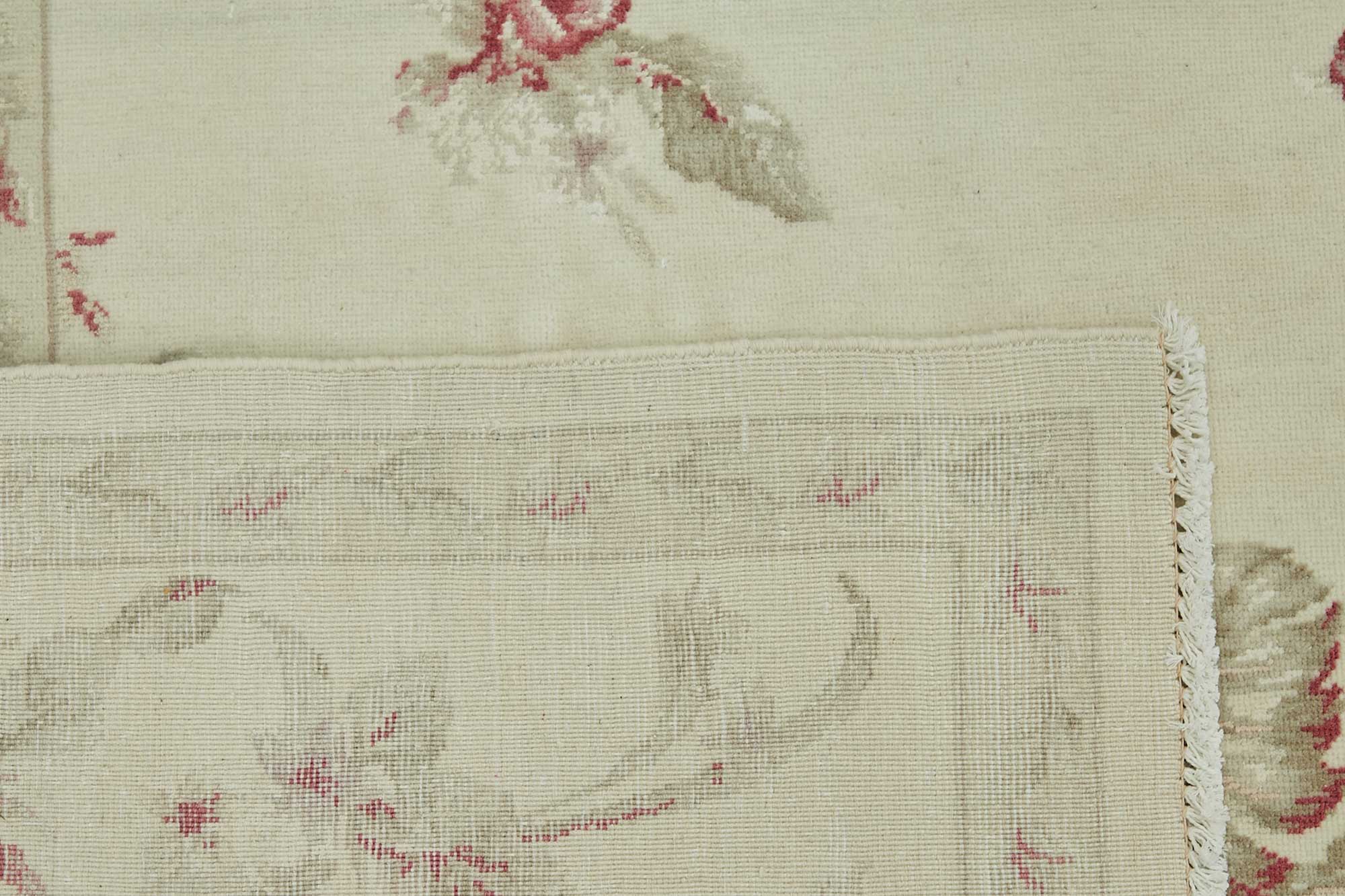 Linen Persian — 2.37 x 3.01
