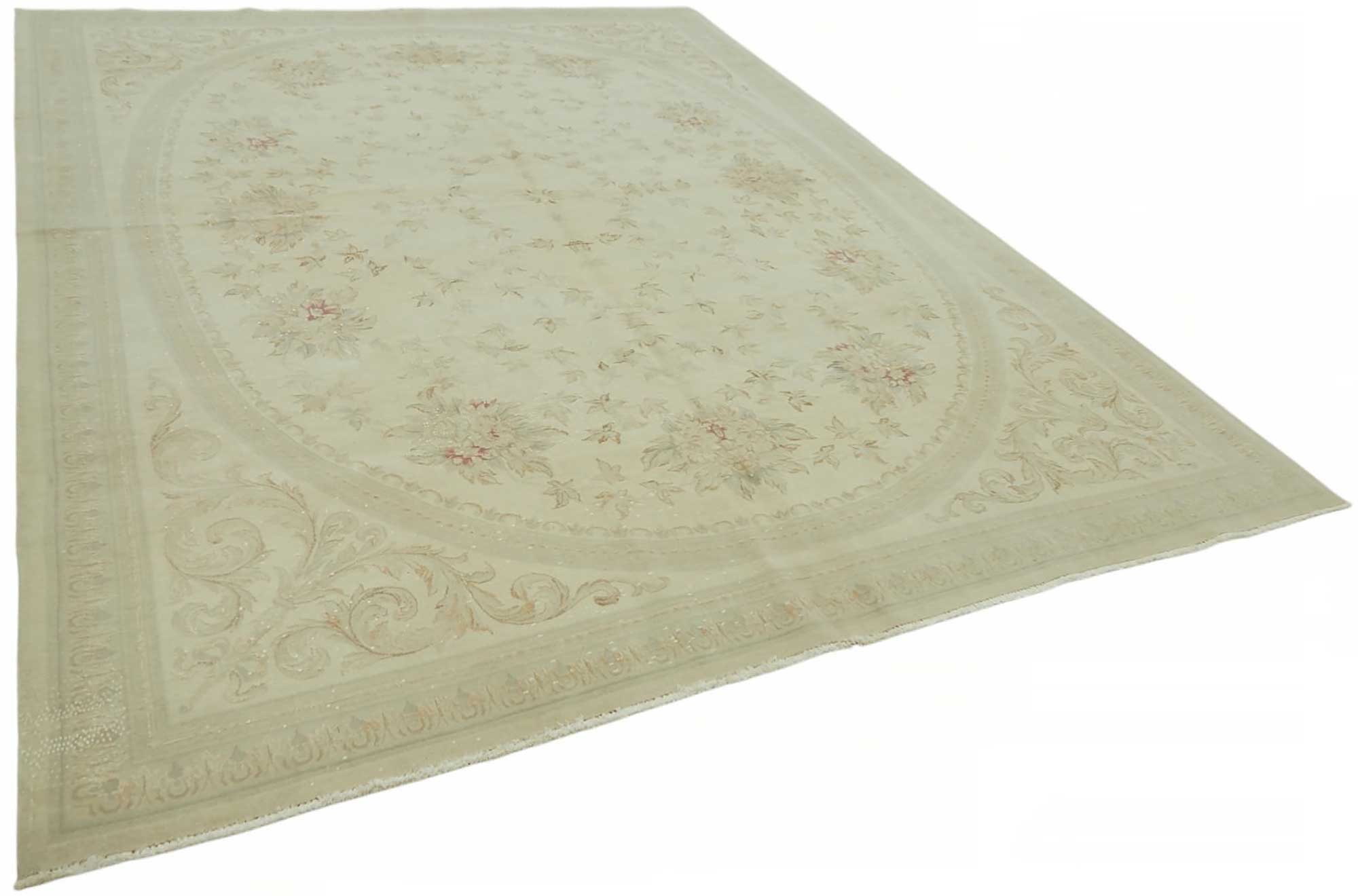 Bisque Persian — 2.58 x 3.41
