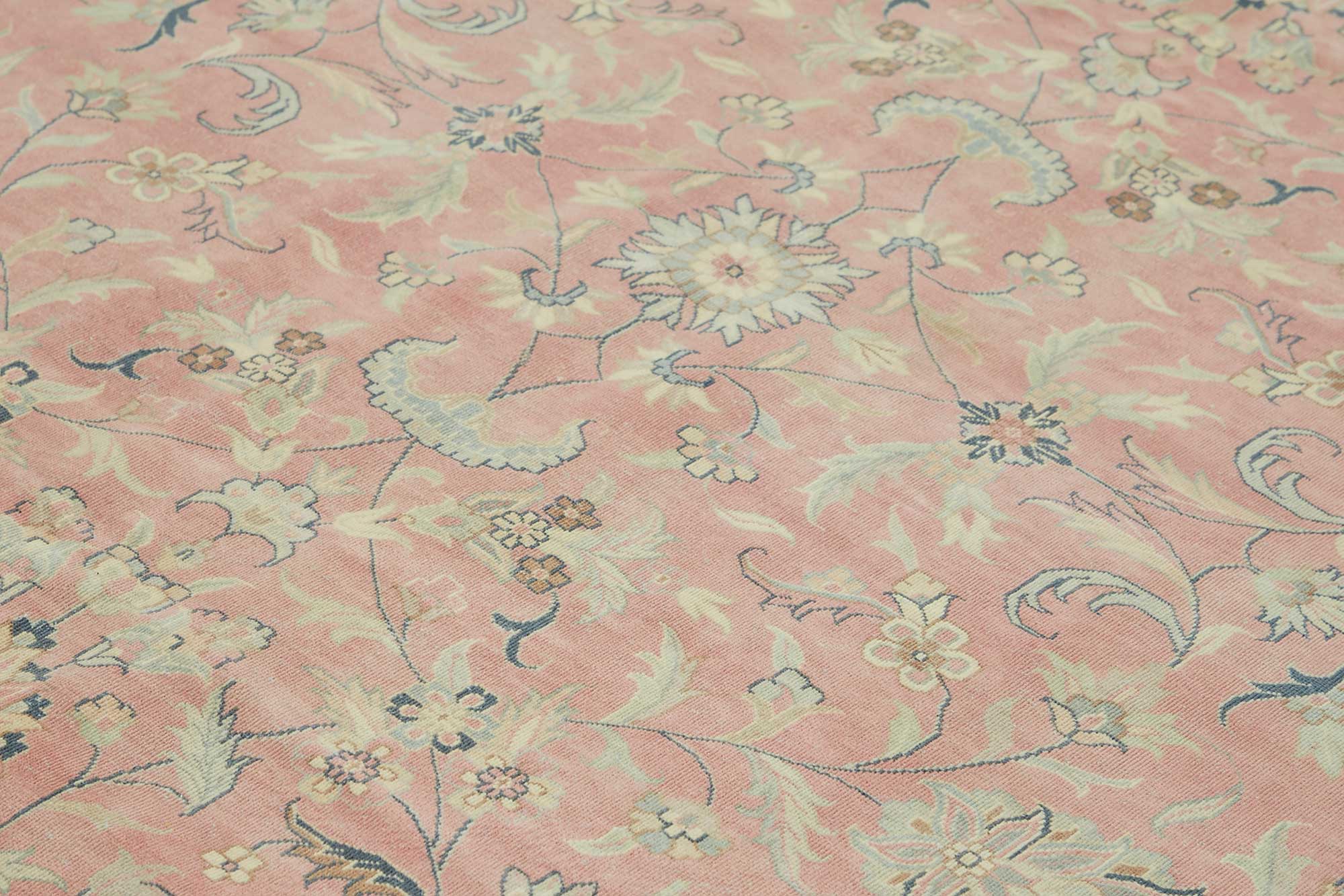 Wheat Persian — 3.60 x 3.62
