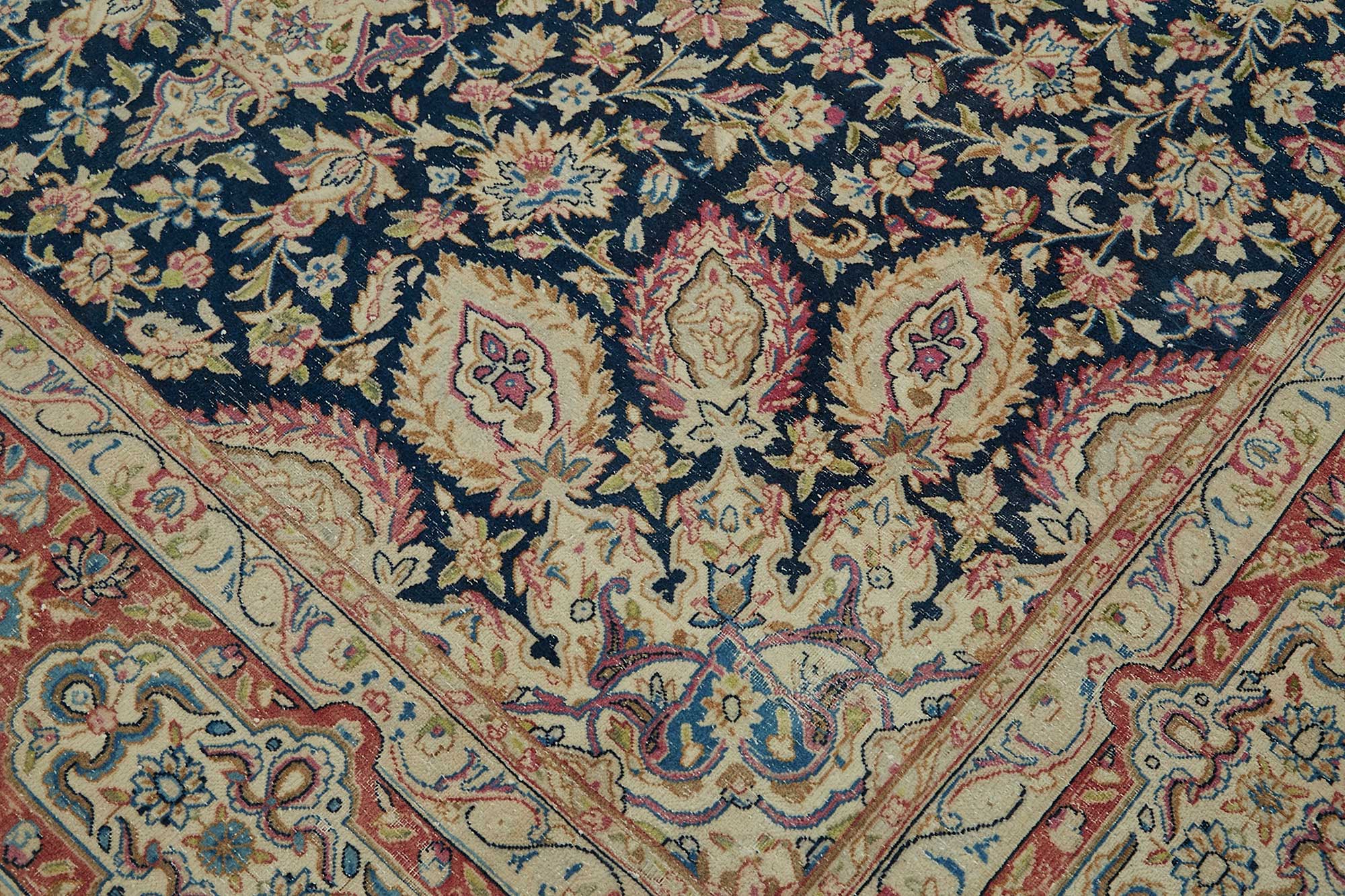 Champagne Persian — 2.87 x 3.77