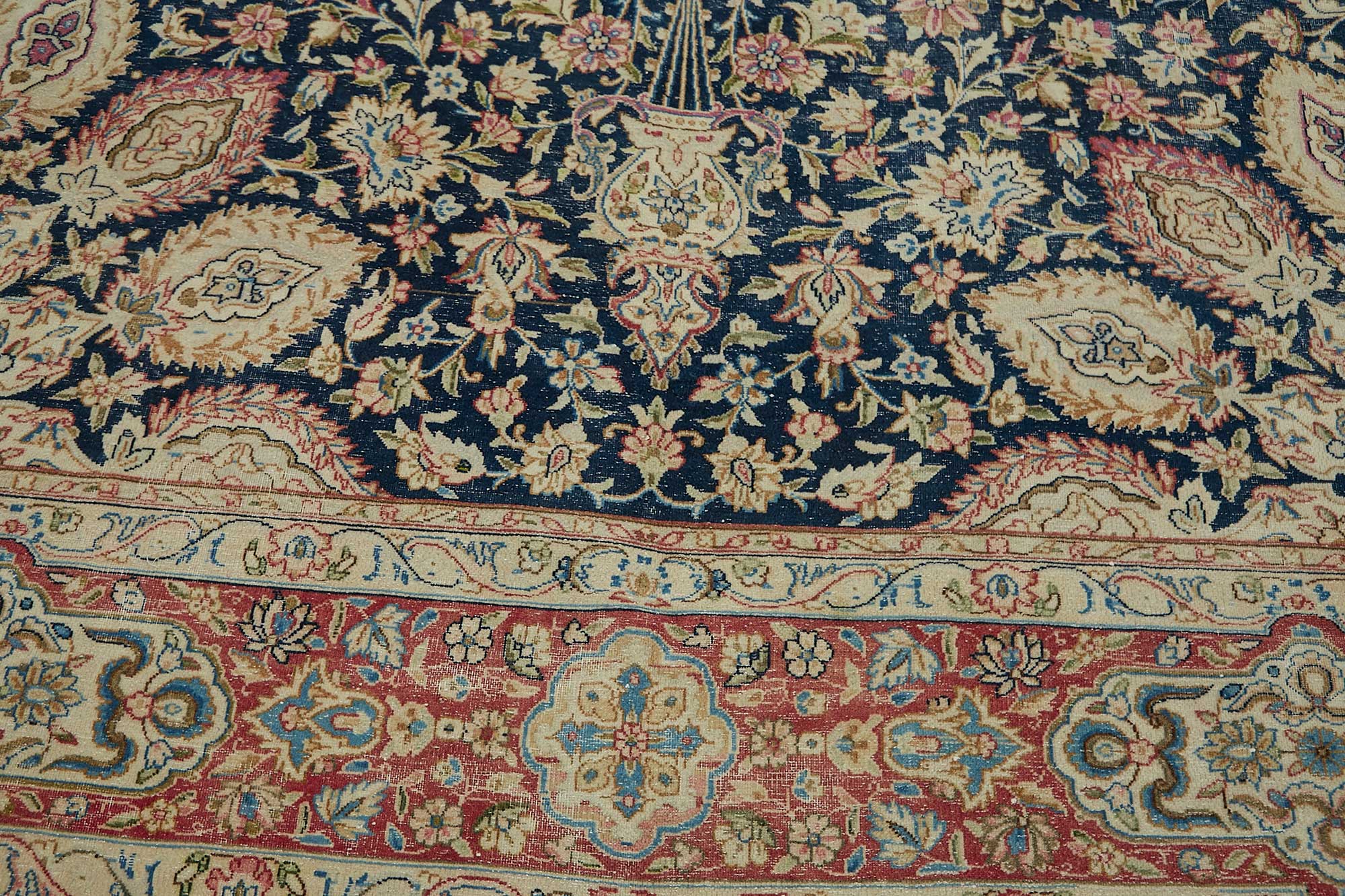 Champagne Persian — 2.87 x 3.77