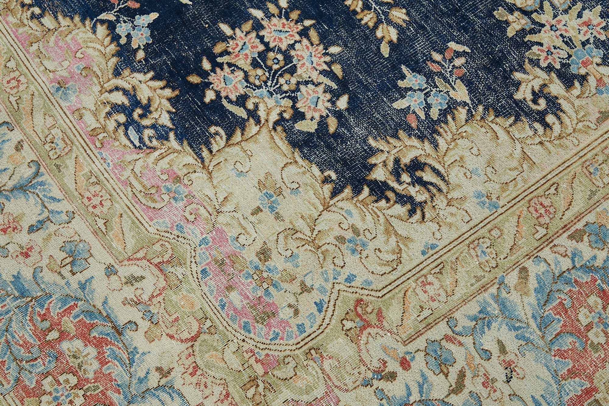 Linen Persian — 2.73 x 3.47