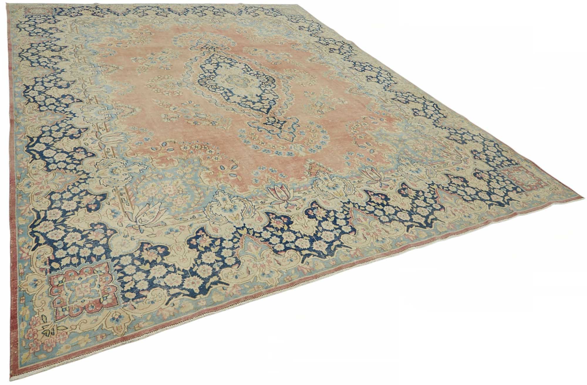 Bisque Persian — 2.98 x 3.83