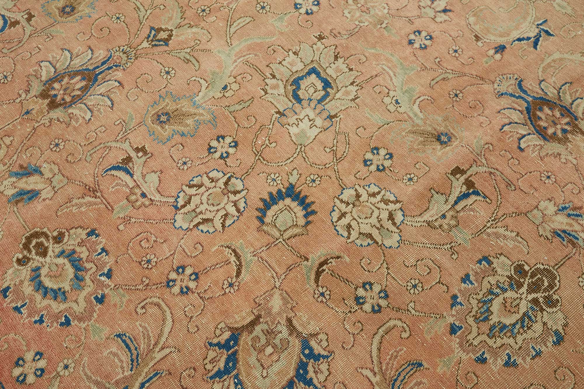 Scarlet Persian — 2.68 x 3.33