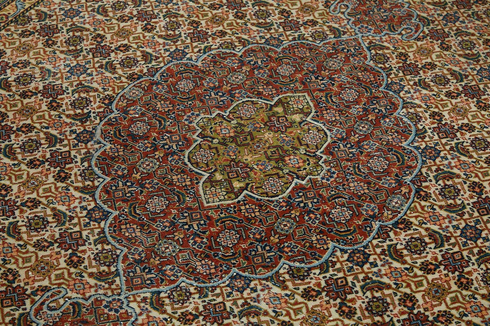 Wheat Persian — 1.97 x 2.97