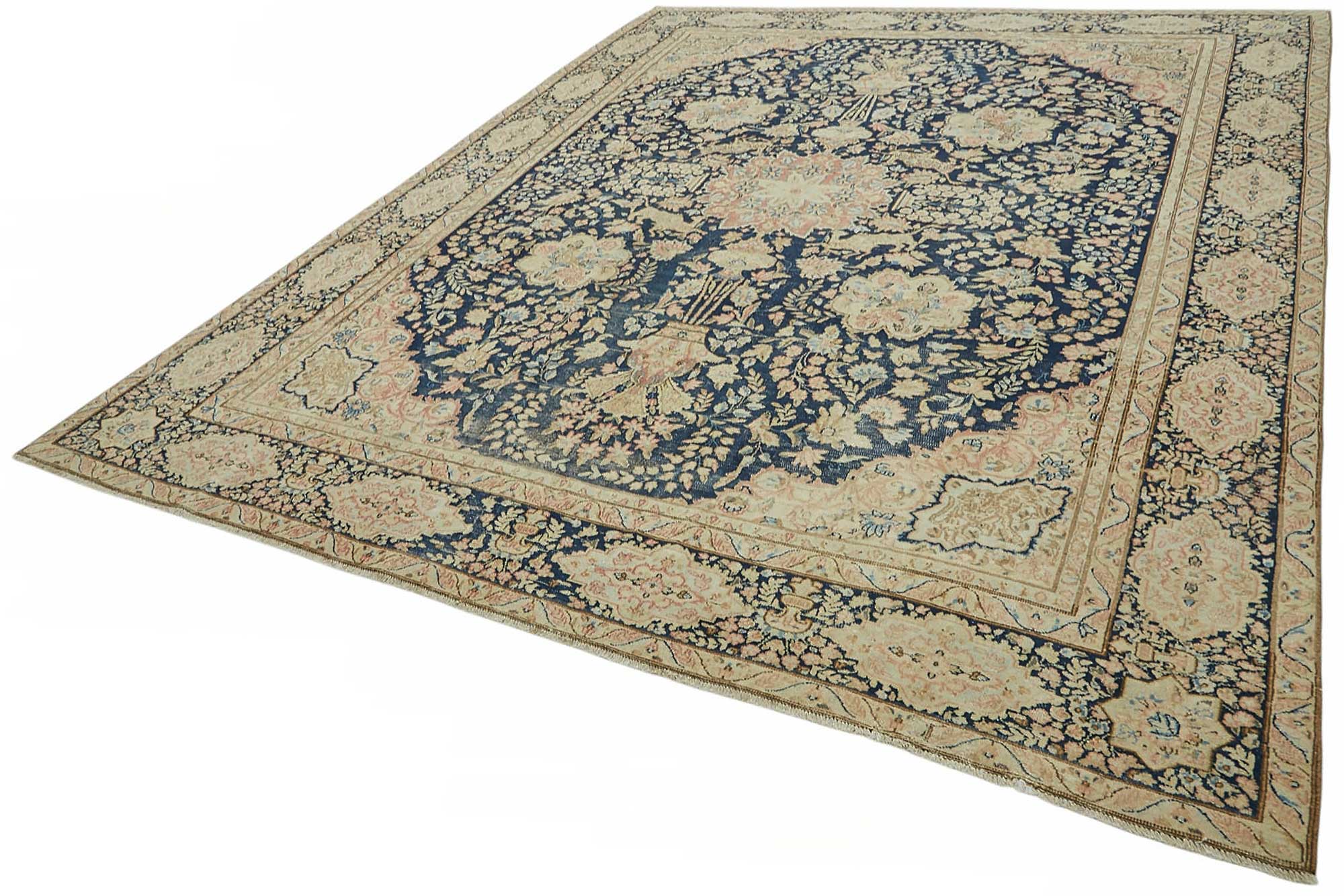 Ivory Persian — 2.76 x 3.48