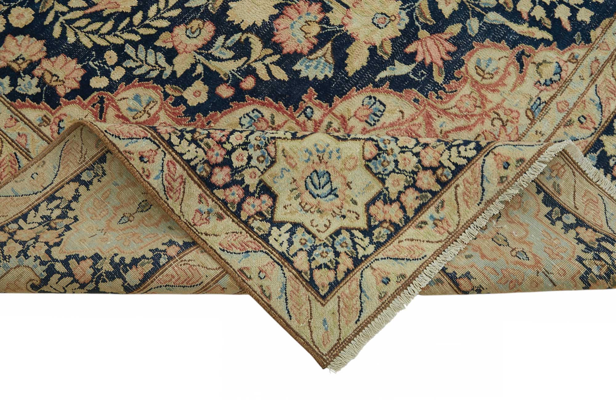 Ivory Persian — 2.76 x 3.48