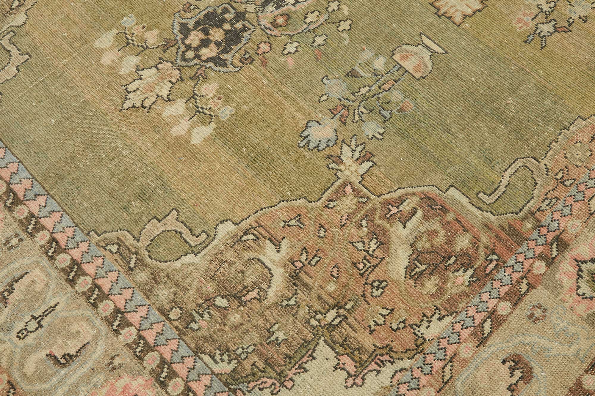 Alabaster Persian — 2.00 x 3.10