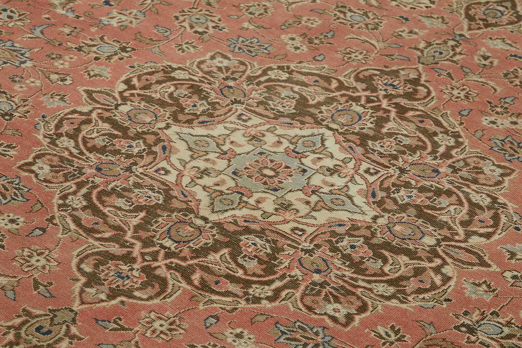 Ivory Persian — 2.98 x 3.94