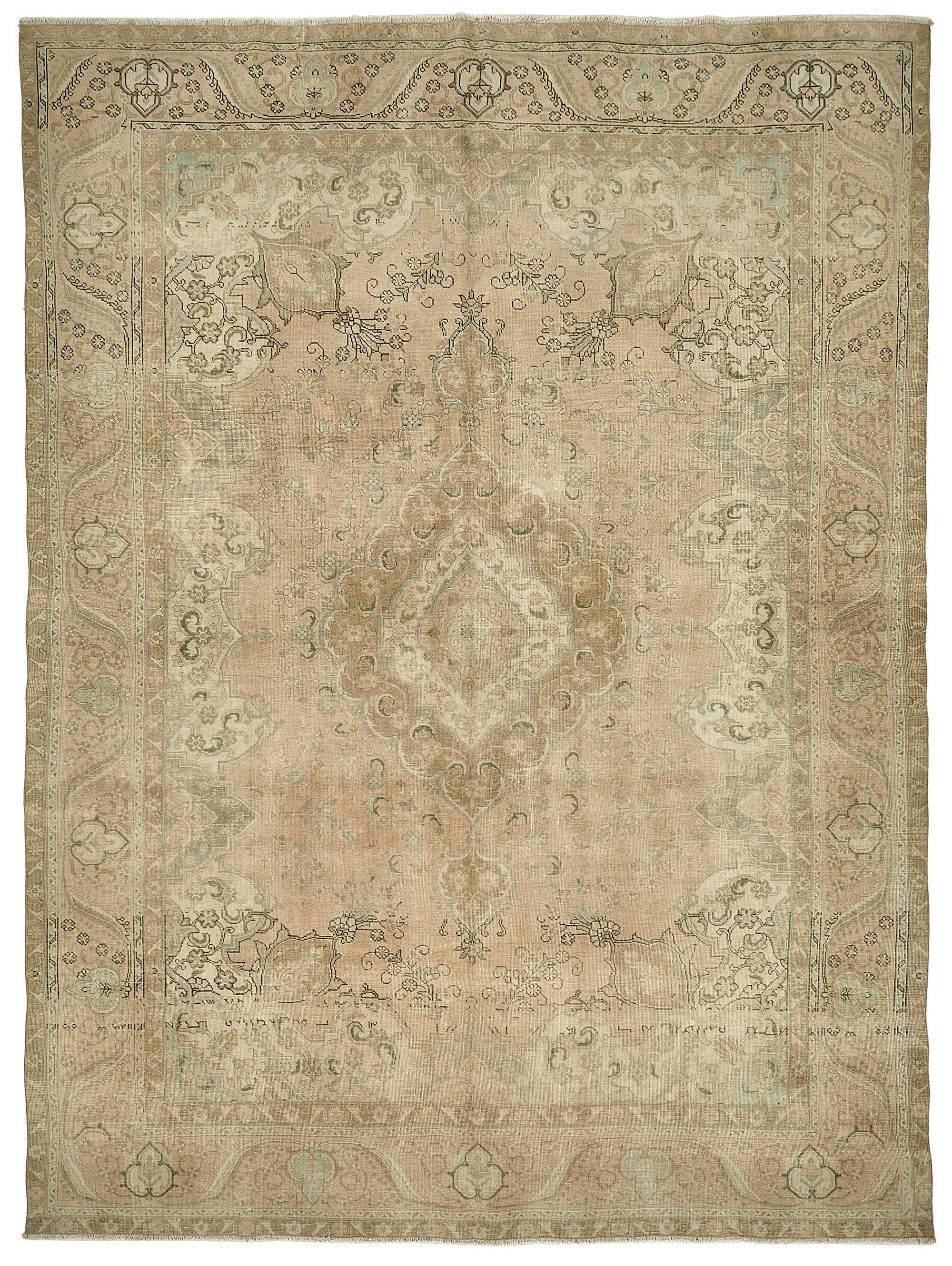 Alabaster Persian — 2.88 x 3.86