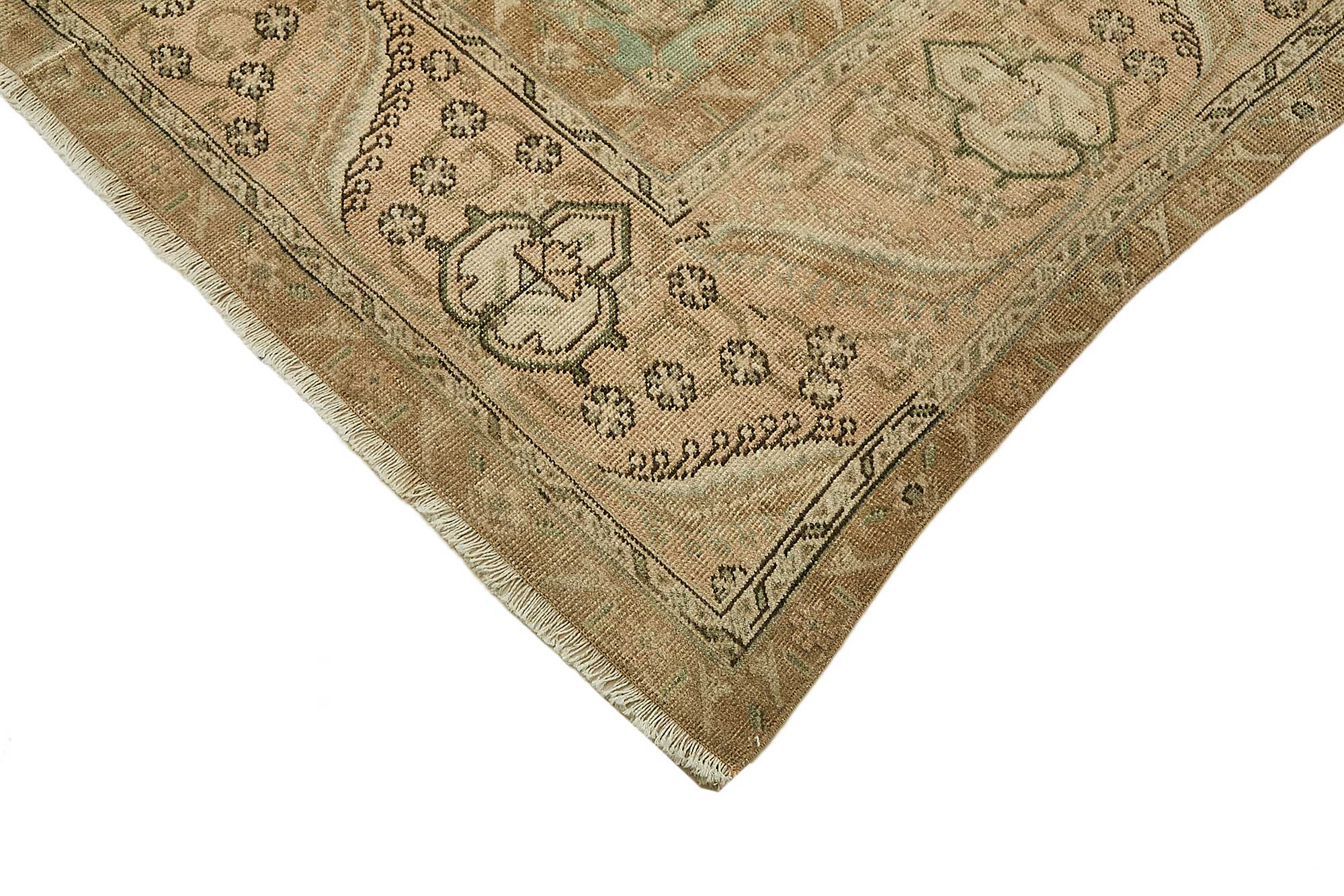 Alabaster Persian — 2.88 x 3.86