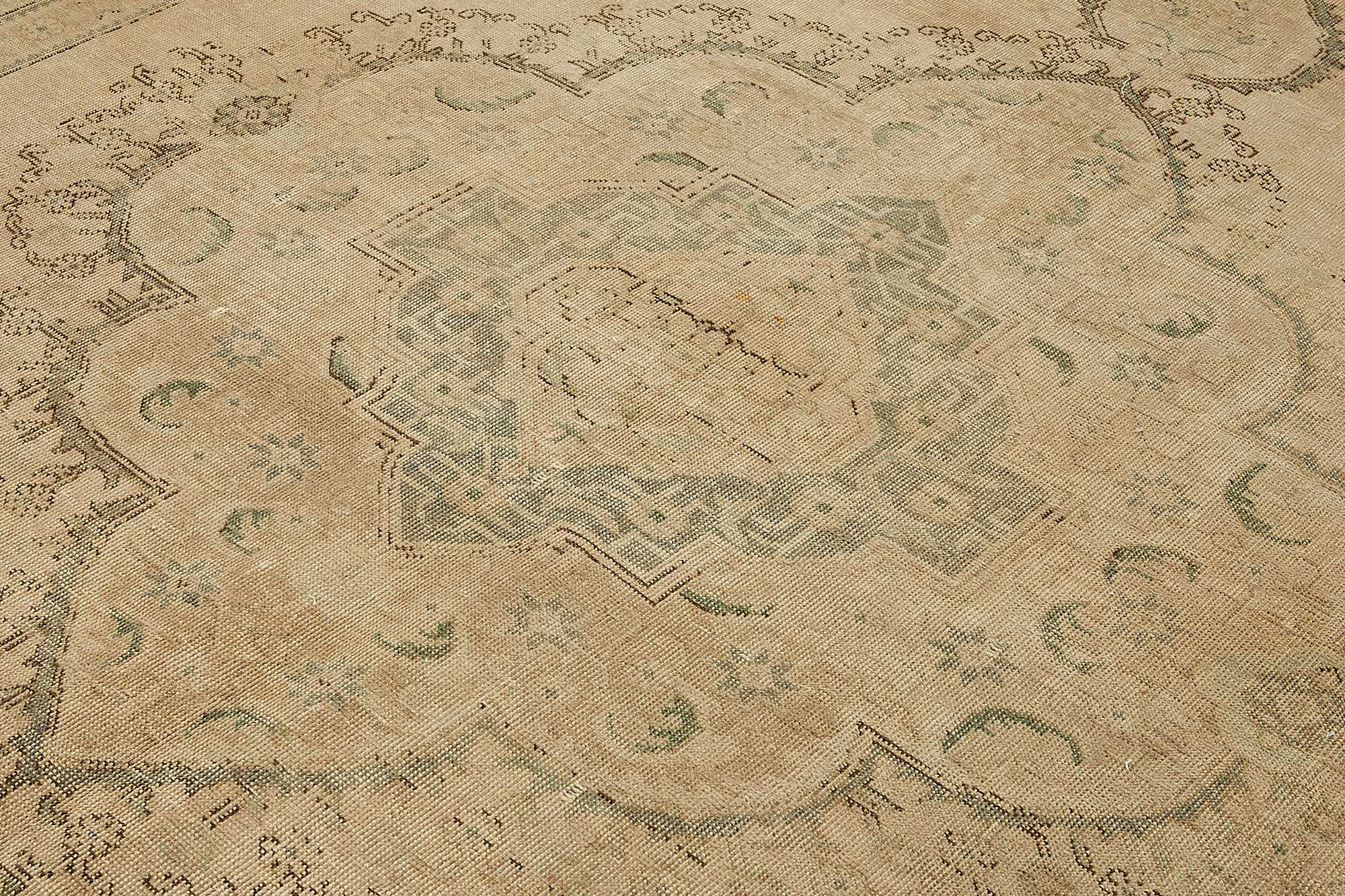 Parchment Persian — 3.00 x 3.90