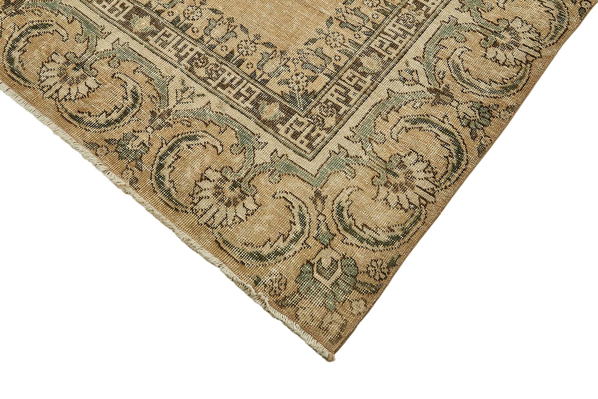 Ivory Persian — 3.07 x 3.97