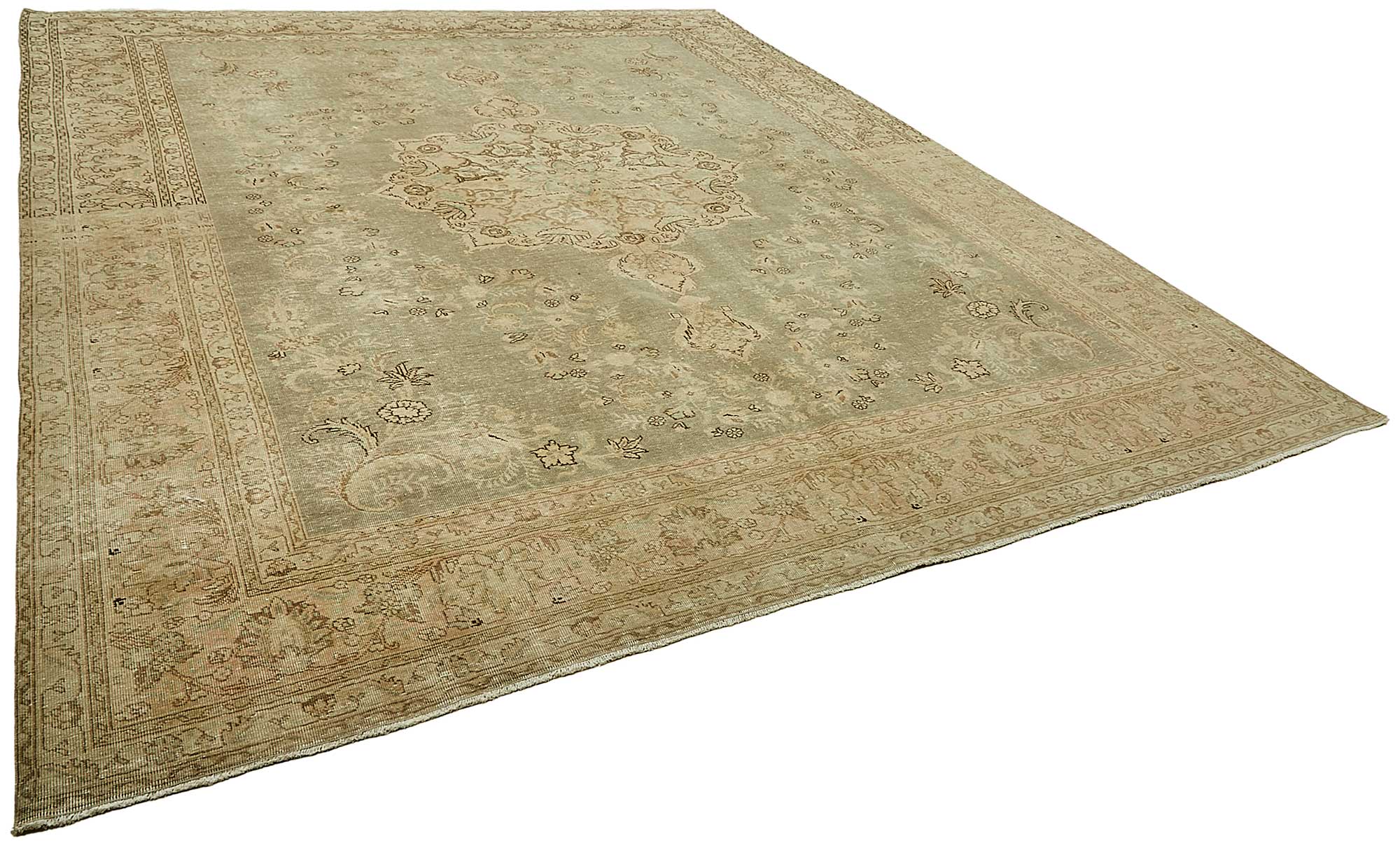 Alabaster Persian — 2.96 x 3.78