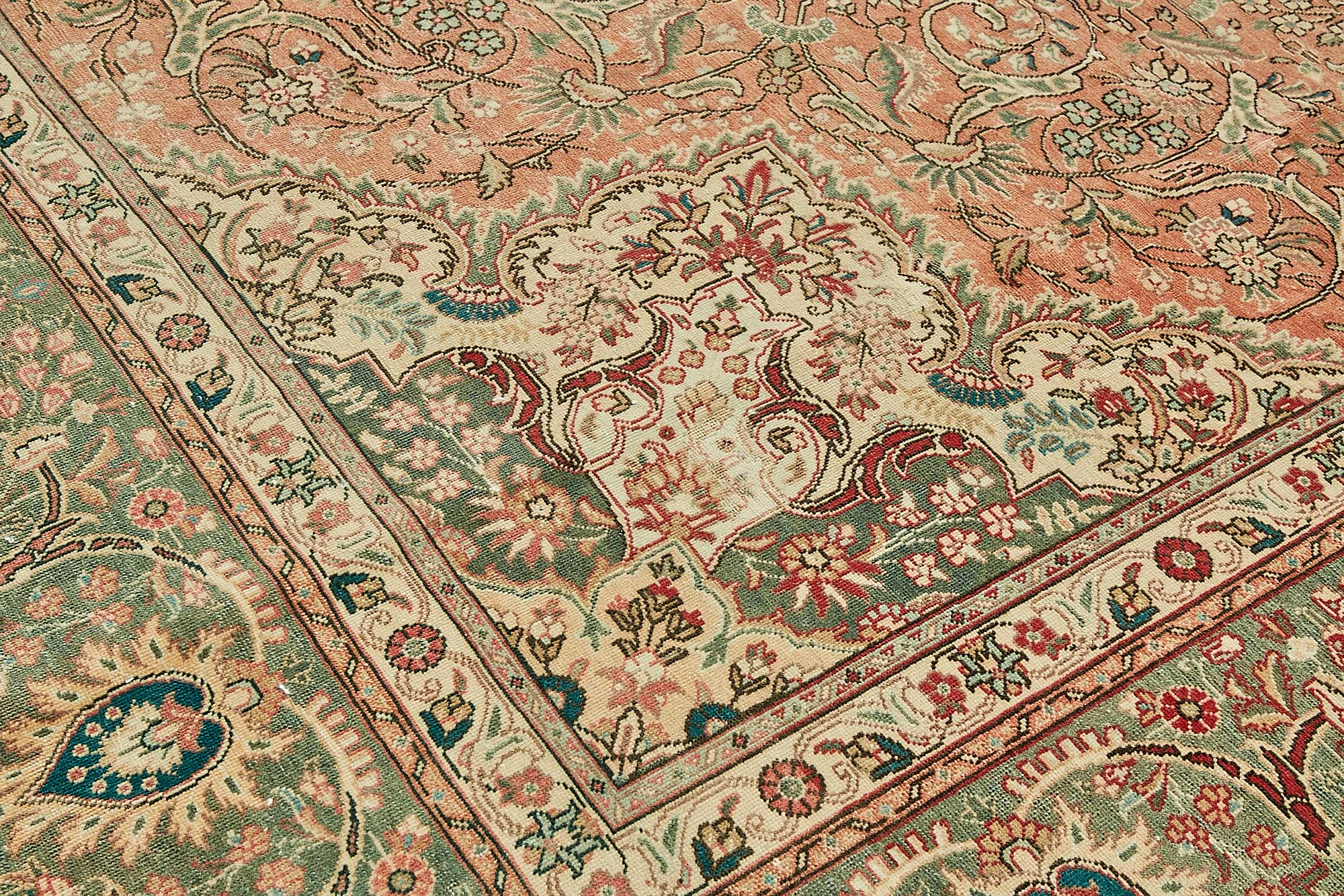 Wheat Persian — 3.03 x 3.91