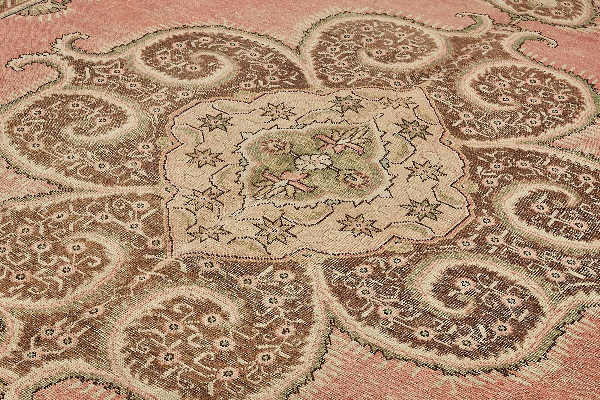 Sand Persian — 2.91 x 3.90