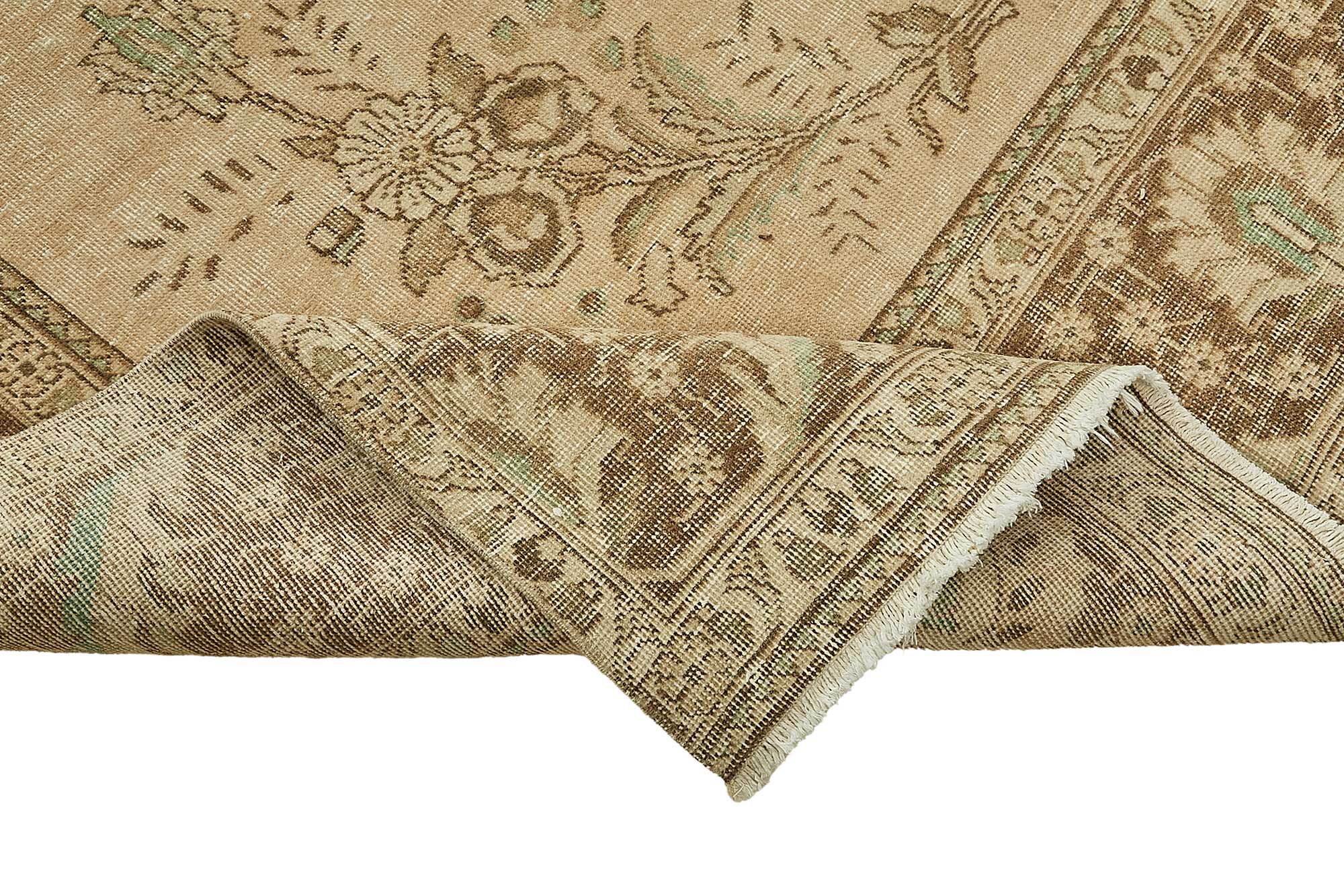 Ivory Persian — 2.83 x 3.85