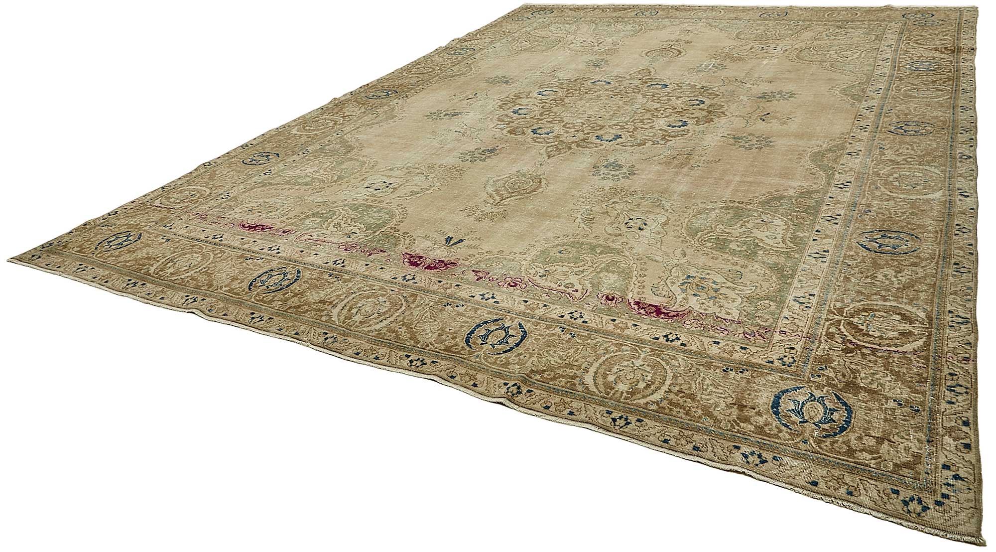 Bisque Persian — 3.73 x 5.21