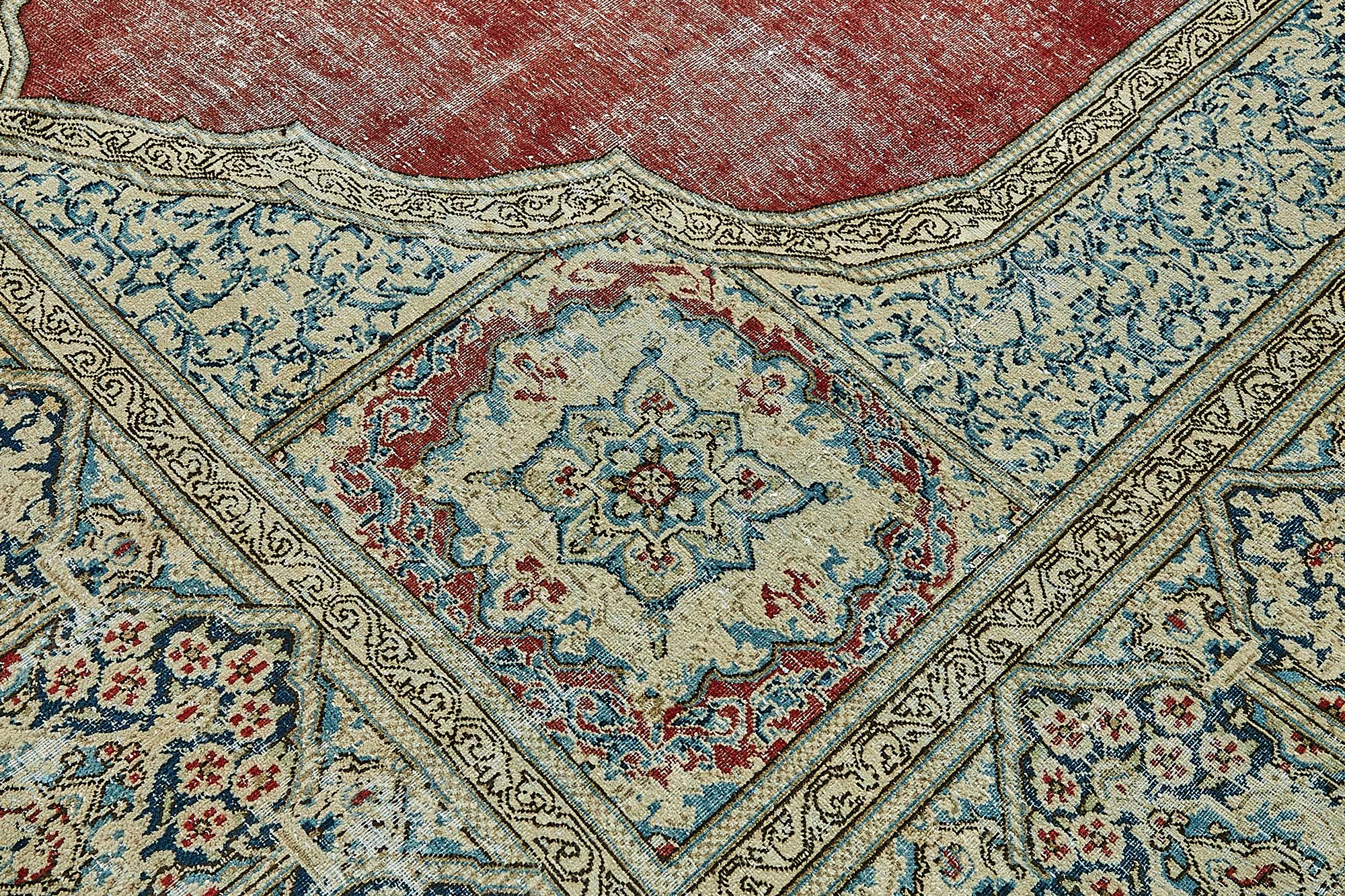 Ivory Persian — 2.59 x 3.63