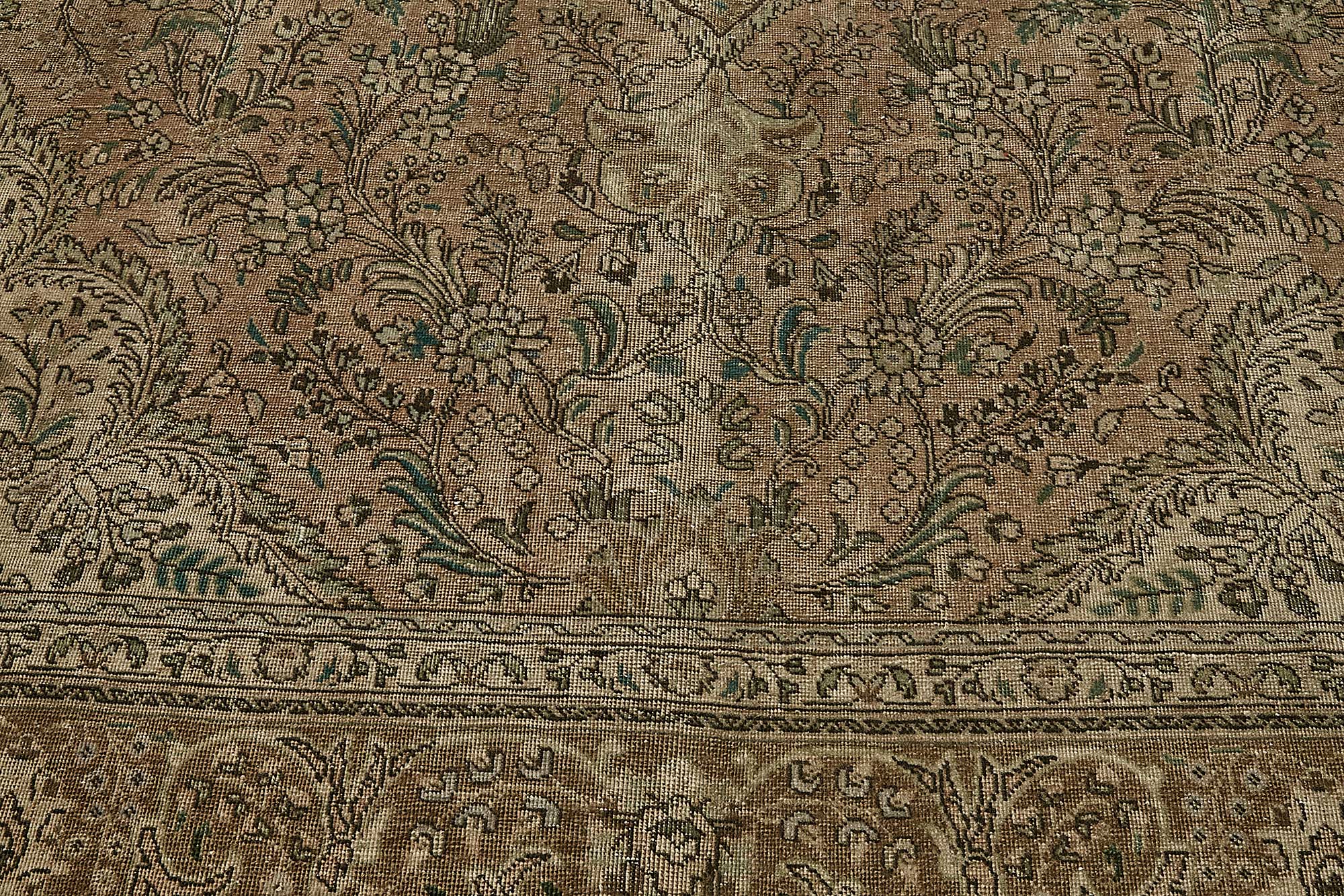 Umber Persian — 2.53 x 3.53