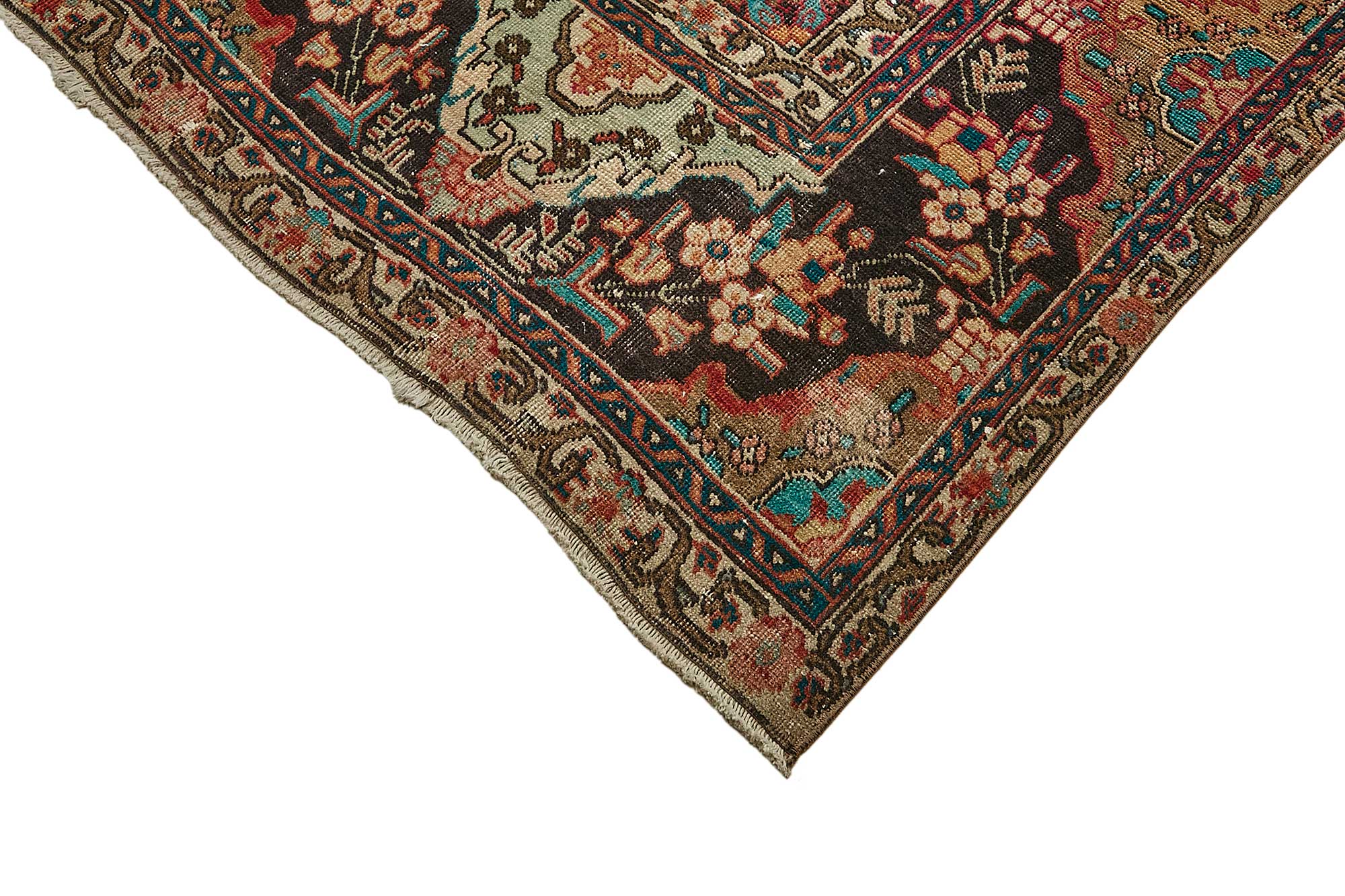 Alabaster Persian — 2.78 x 3.84