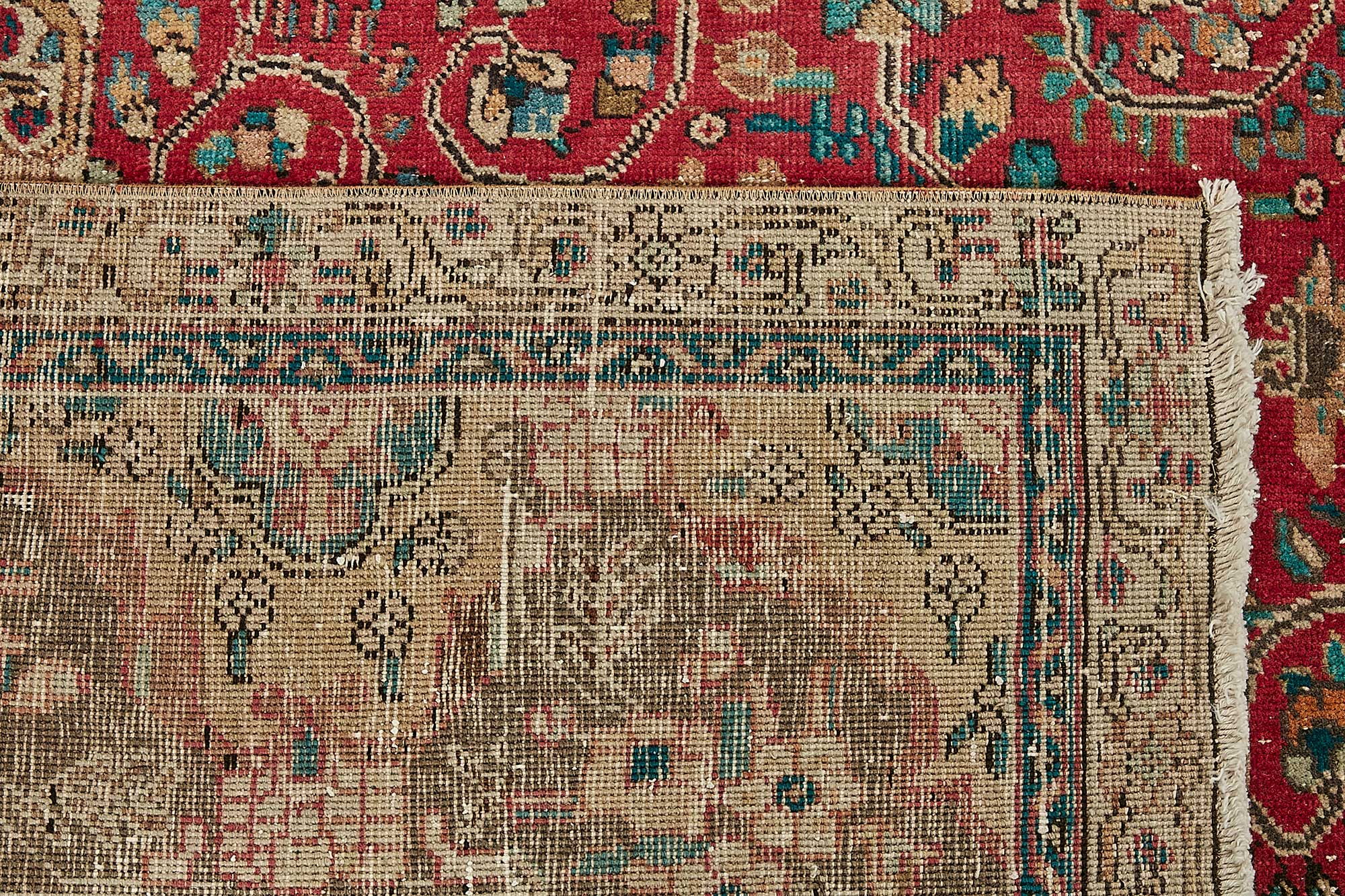 Alabaster Persian — 2.78 x 3.84