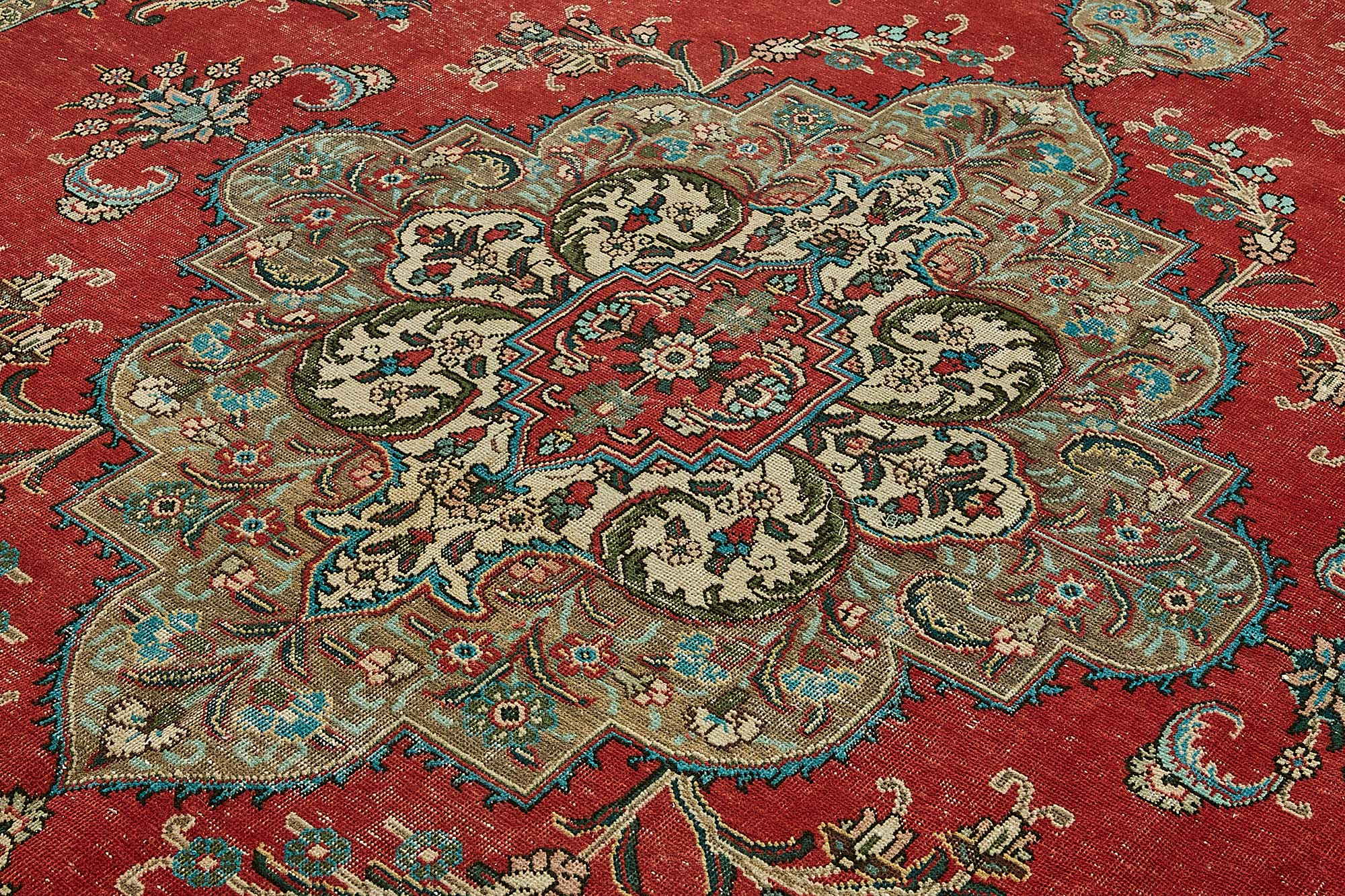 Dune Persian — 2.92 x 3.86