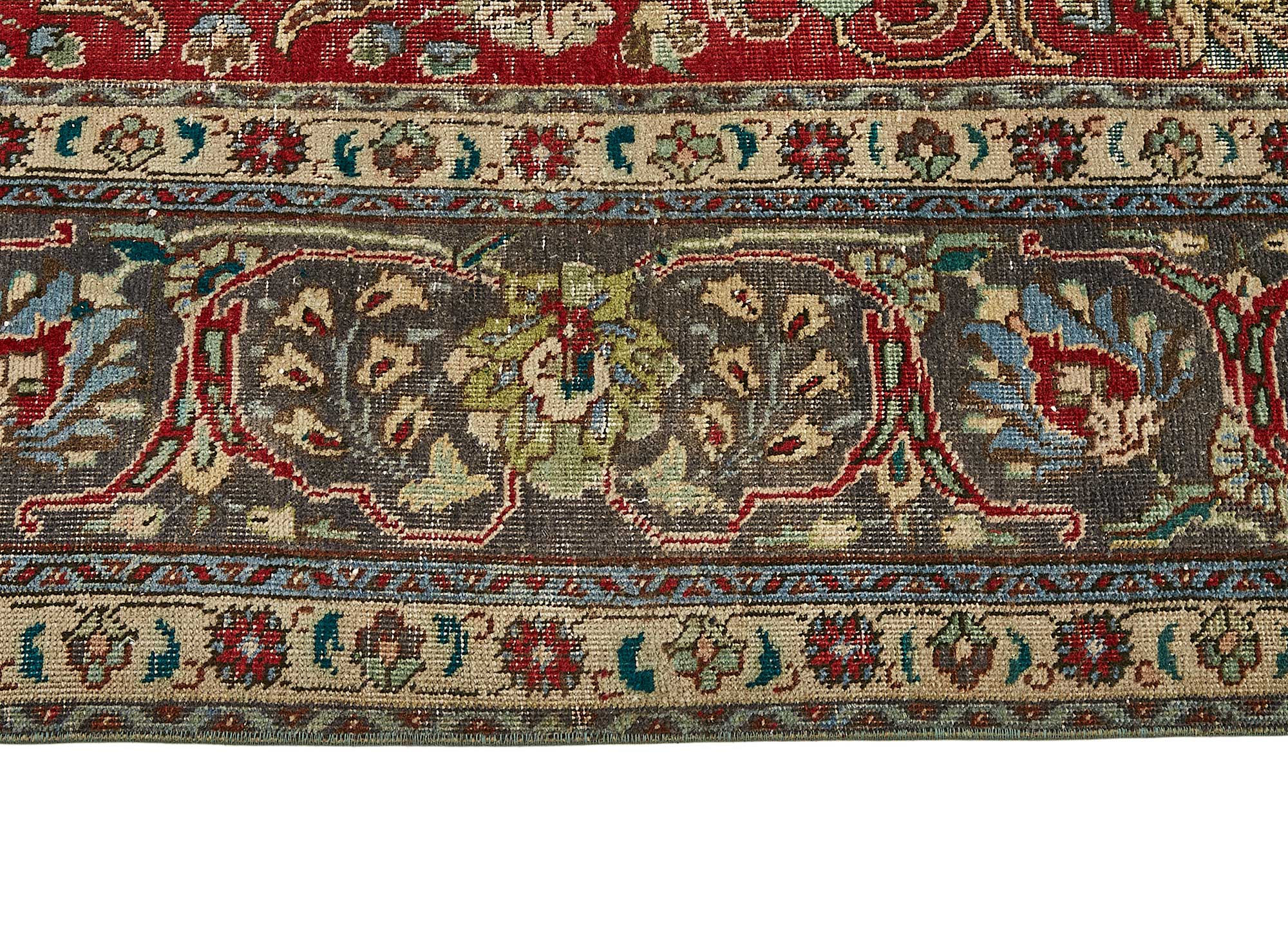 Carmine Persian — 2.92 x 3.87