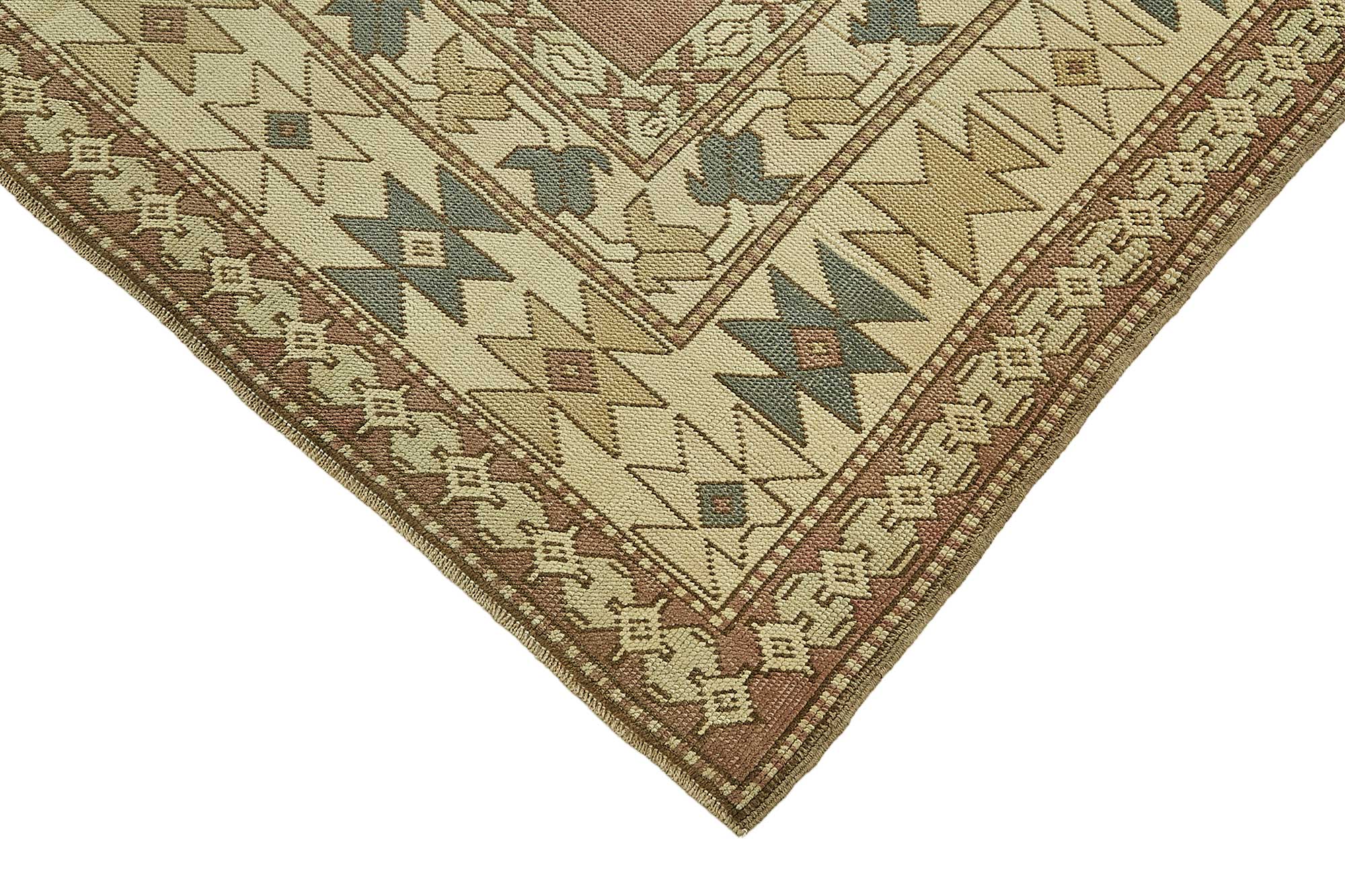 Champagne Persian — 2.30 x 3.42