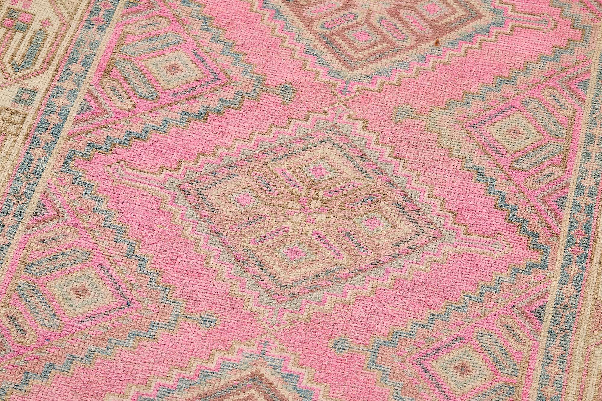 Pink Persian Antique — 0.79 x 2.90