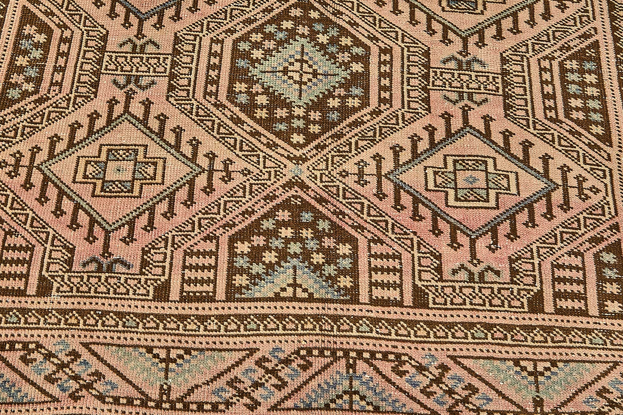 Beige Persian Antique — 1.53 x 2.87