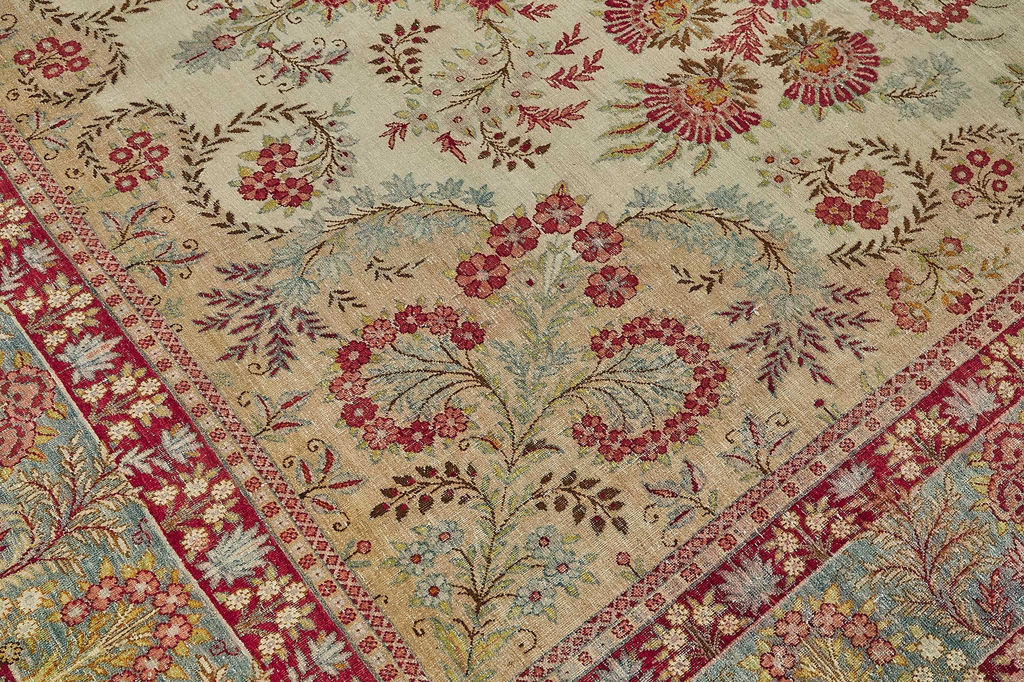 Beige Persian Antique — 2.63 x 3.78