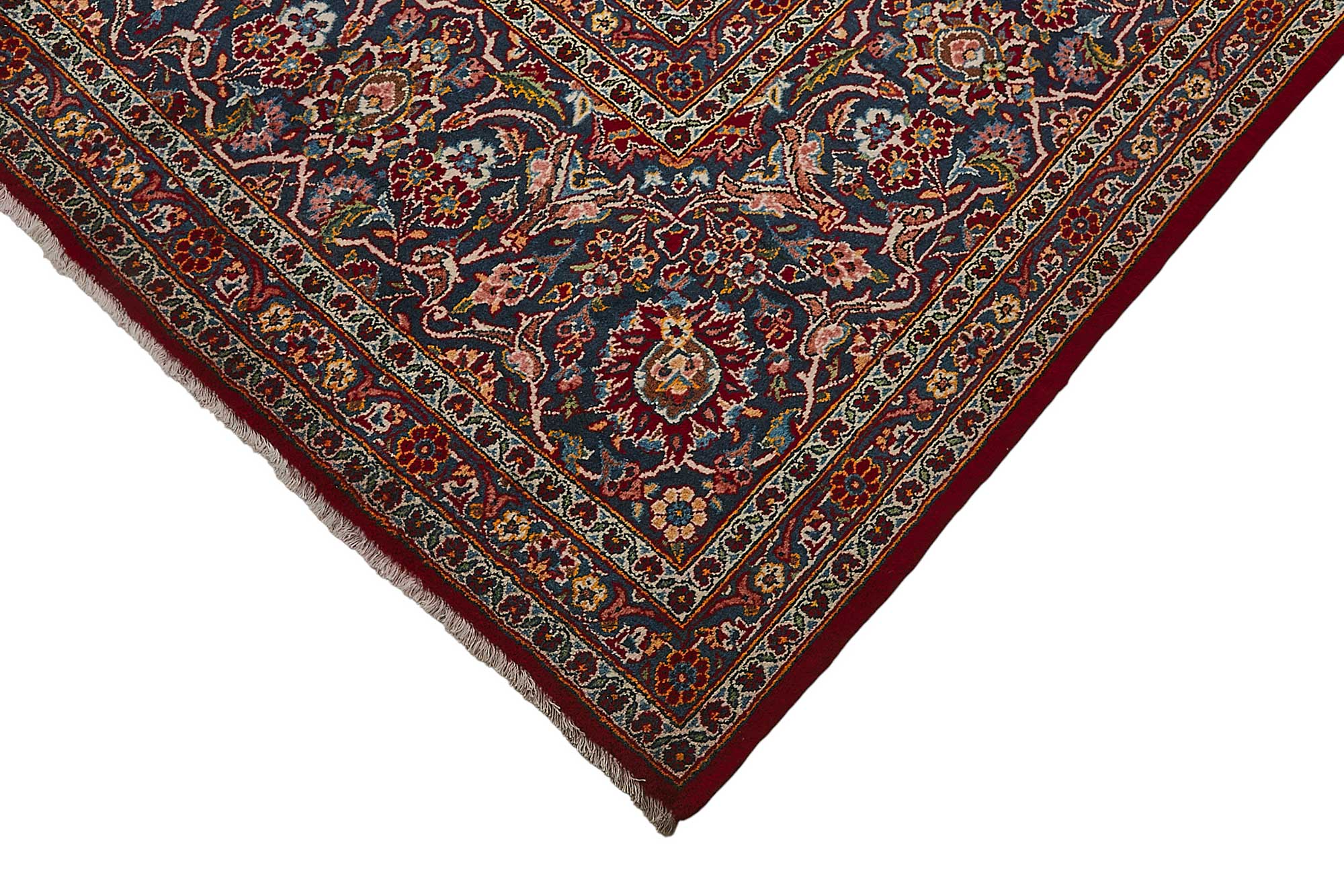 Red Persian Antique — 2.82 x 4.08