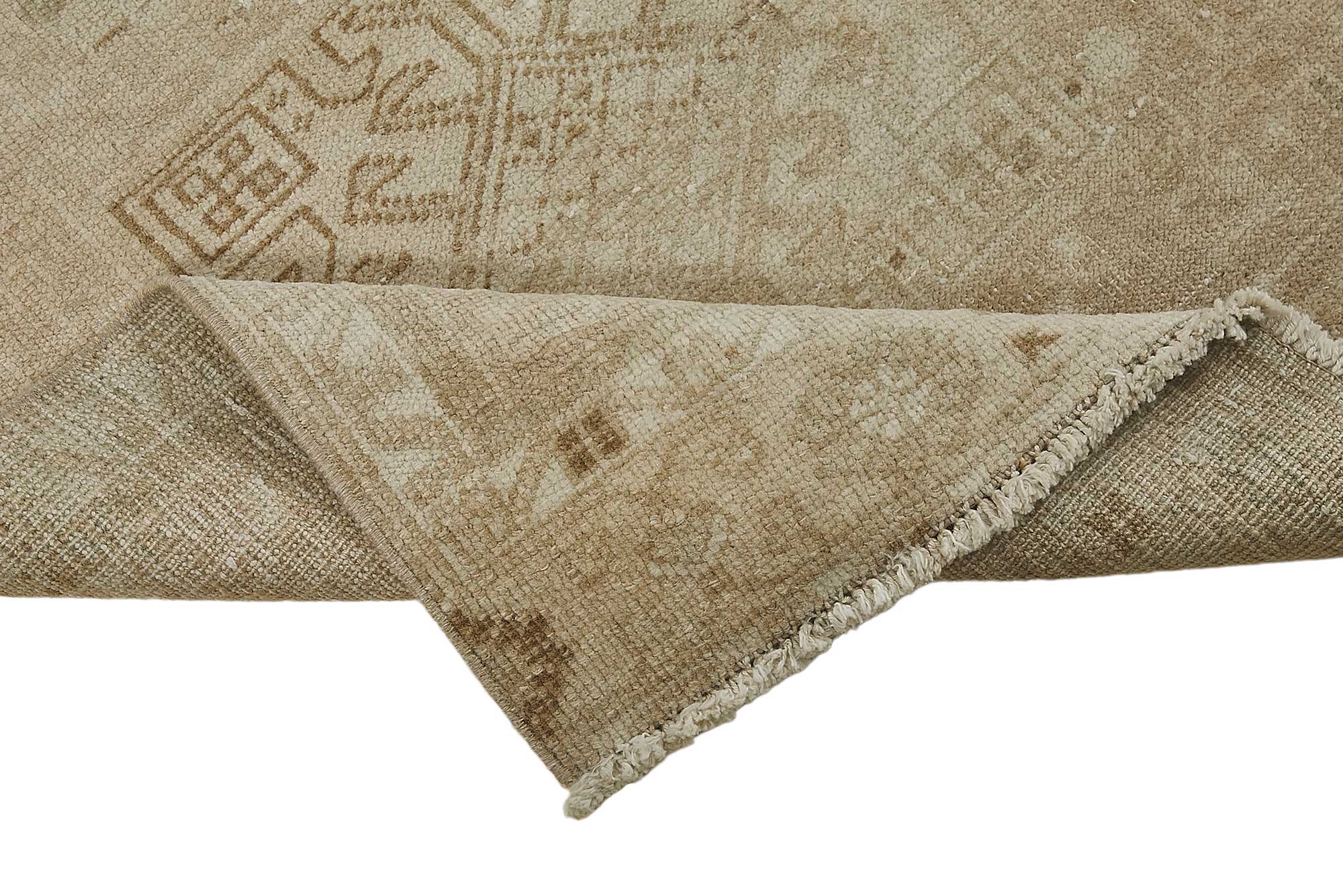 Beige Persian Antique — 0.82 x 4.27