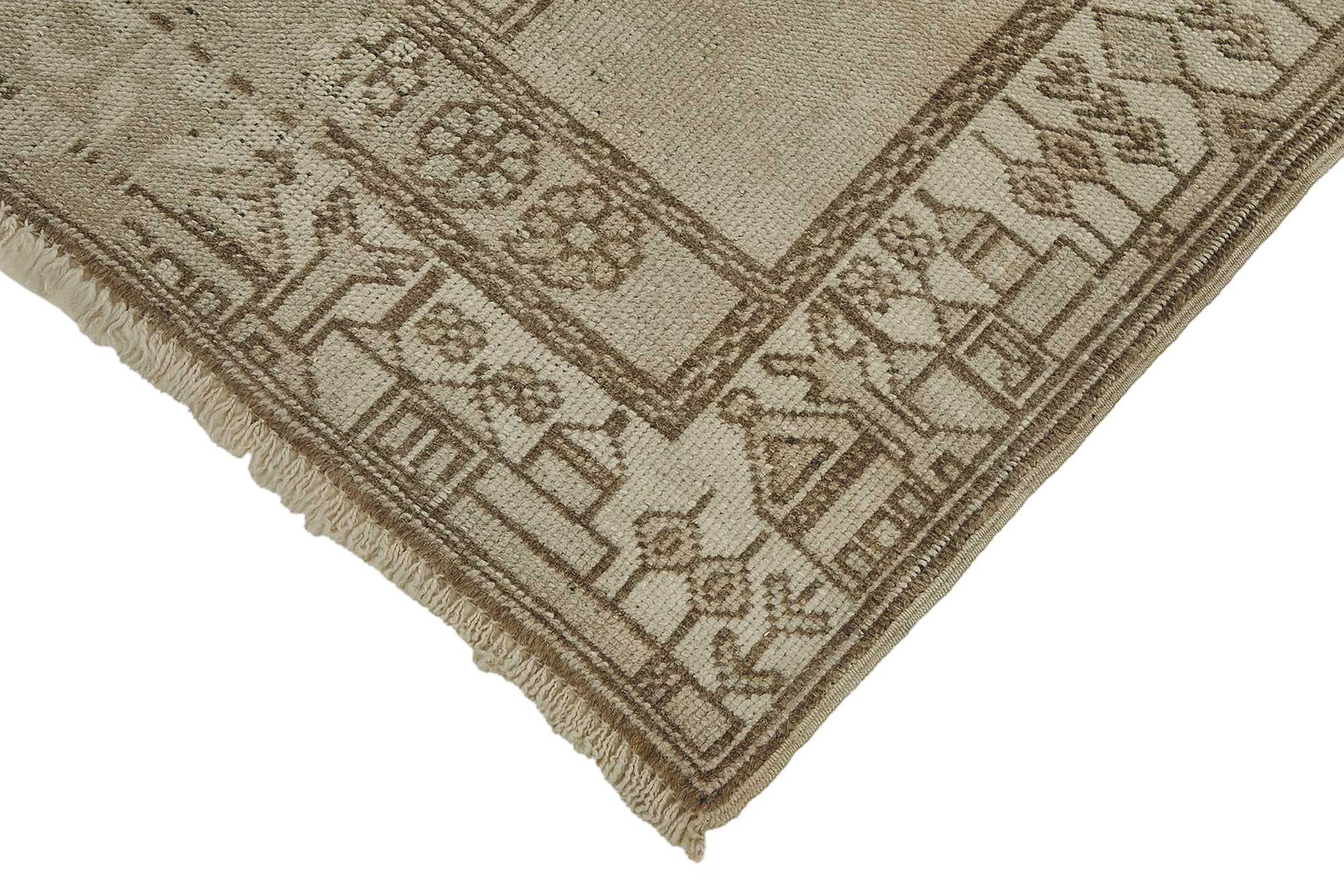Beige Persian Antique — 0.75 x 3.77