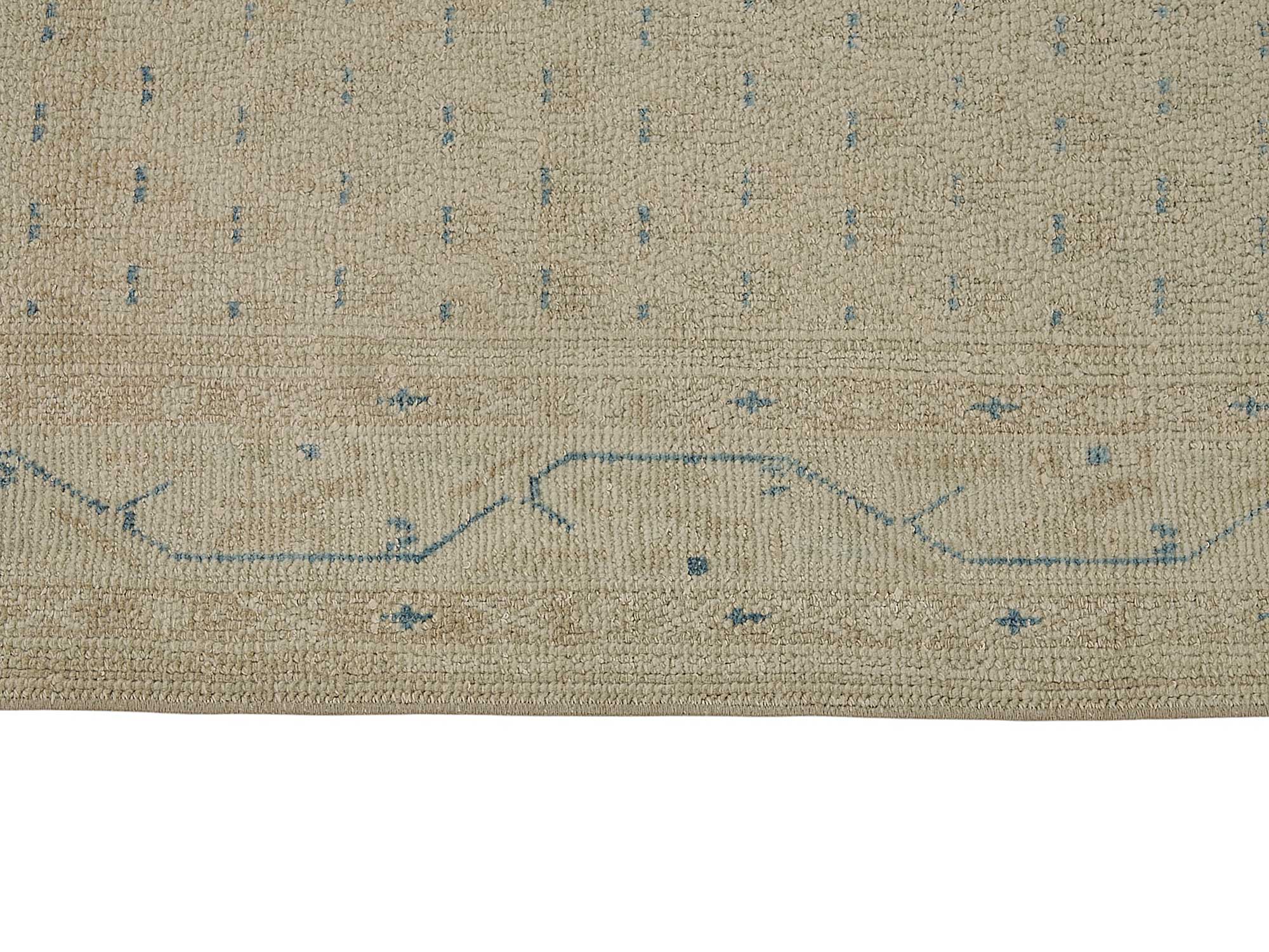 Beige Persian Antique — 0.81 x 3.92