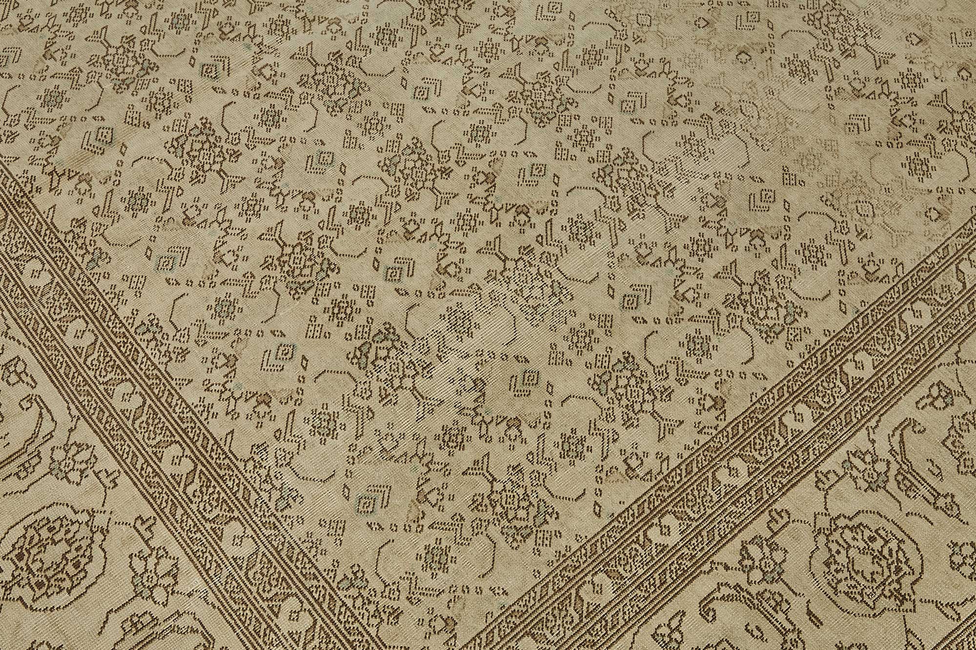 Beige Persian Antique — 2.20 x 3.14