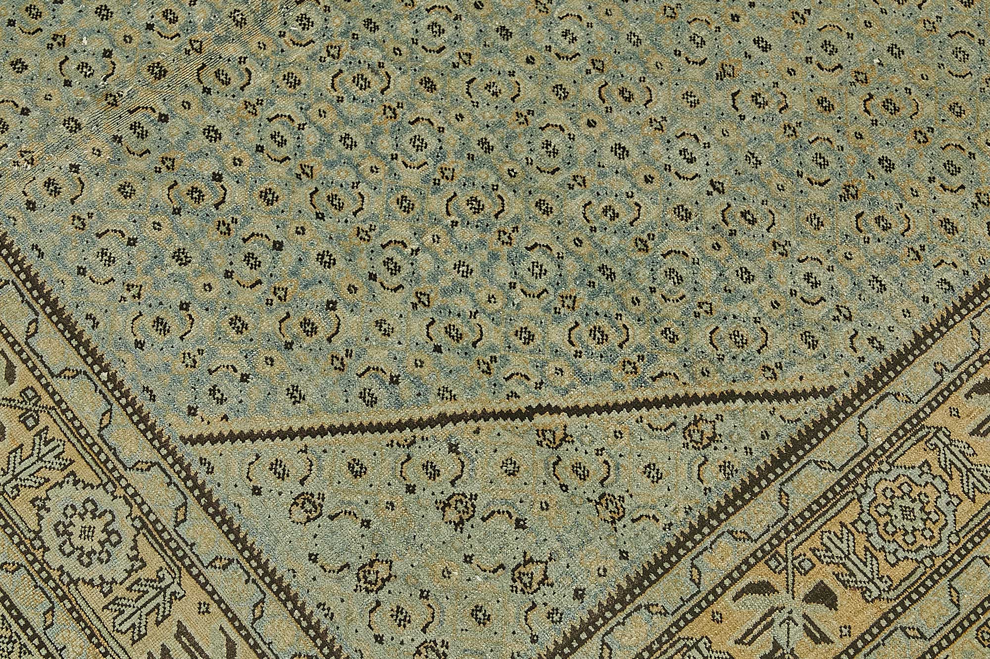 Beige Persian Antique — 1.78 x 2.55