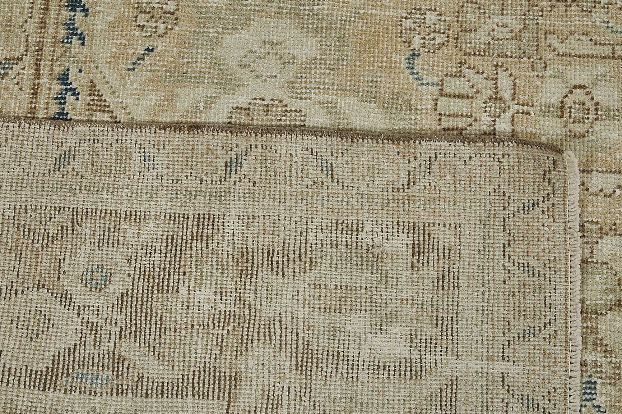 Beige Persian Antique — 2.65 x 3.56
