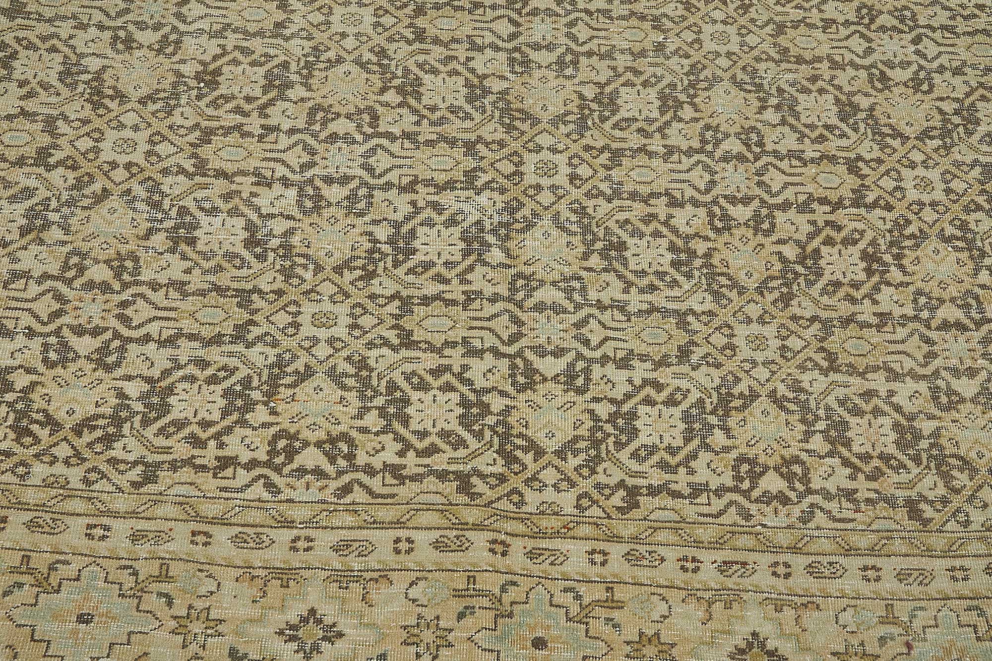 Beige Persian Antique — 2.35 x 3.20