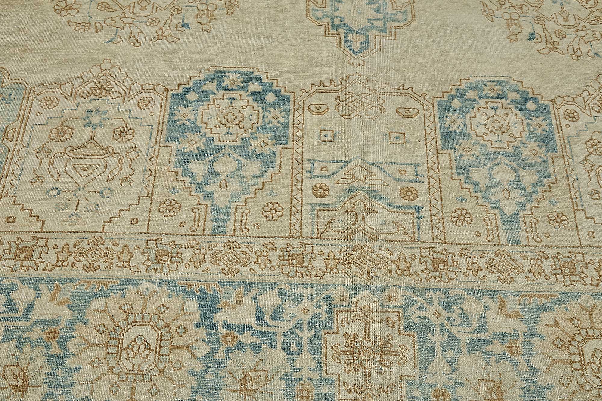 Beige Persian Antique — 2.72 x 3.76