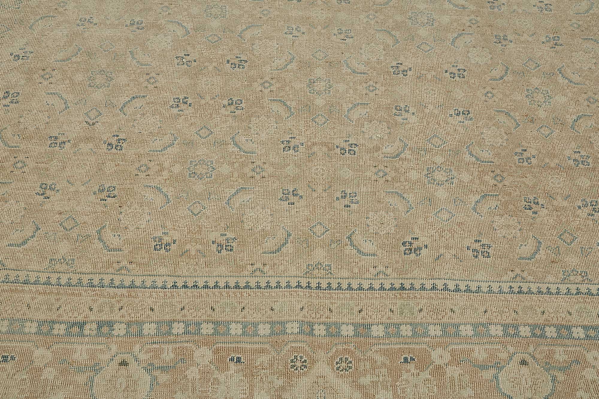 Beige Persian Antique — 2.73 x 3.83