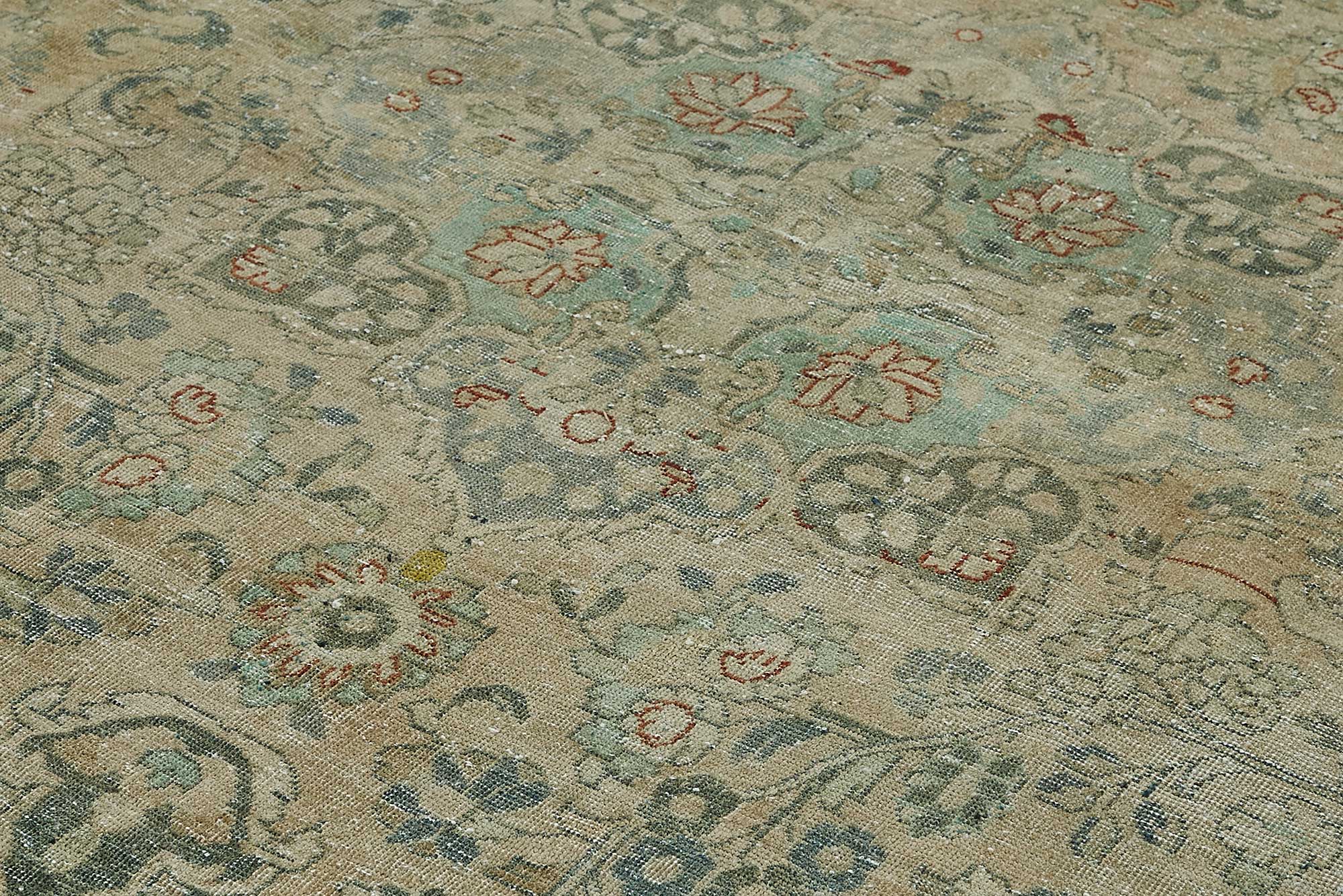Beige Persian Antique — 3.25 x 4.17