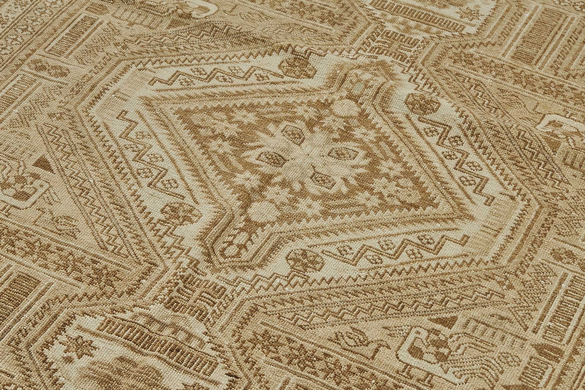 Beige Persian Antique — 1.57 x 2.85