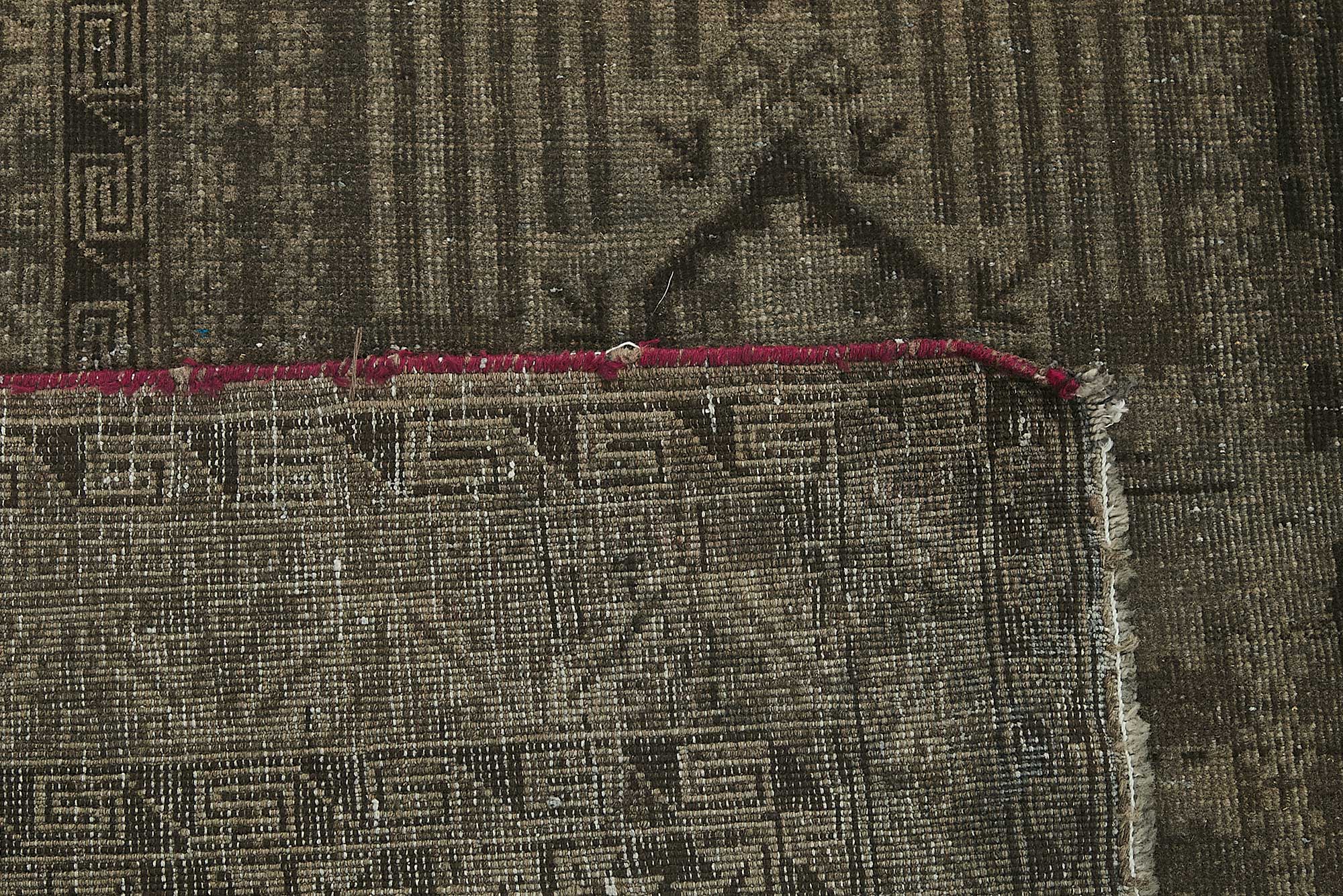 Beige Persian Antique — 1.97 x 3.00