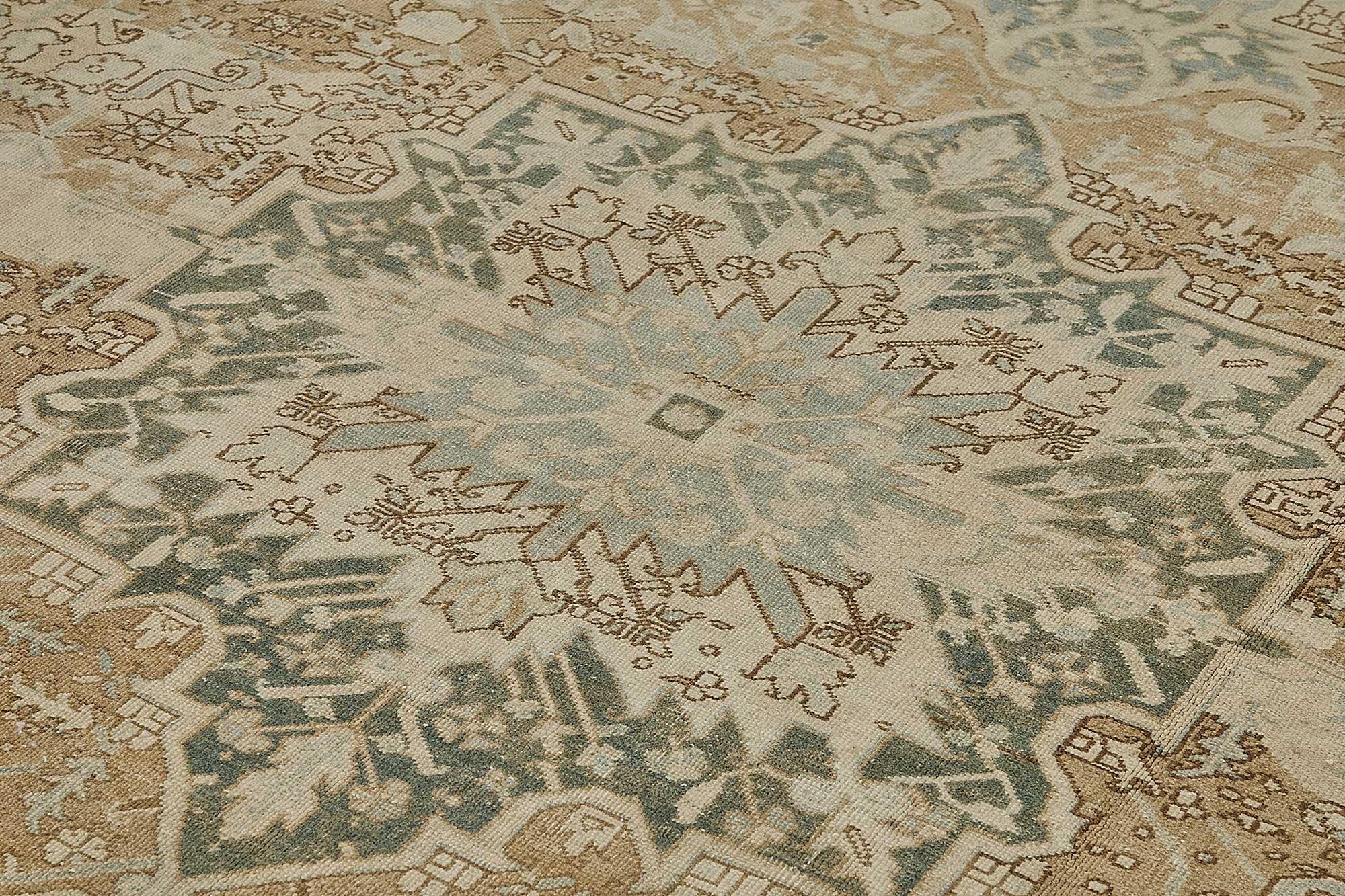 Beige Persian Antique — 2.86 x 3.65