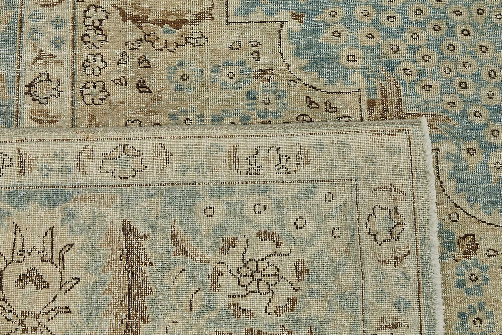 Beige Persian Antique — 2.77 x 3.80