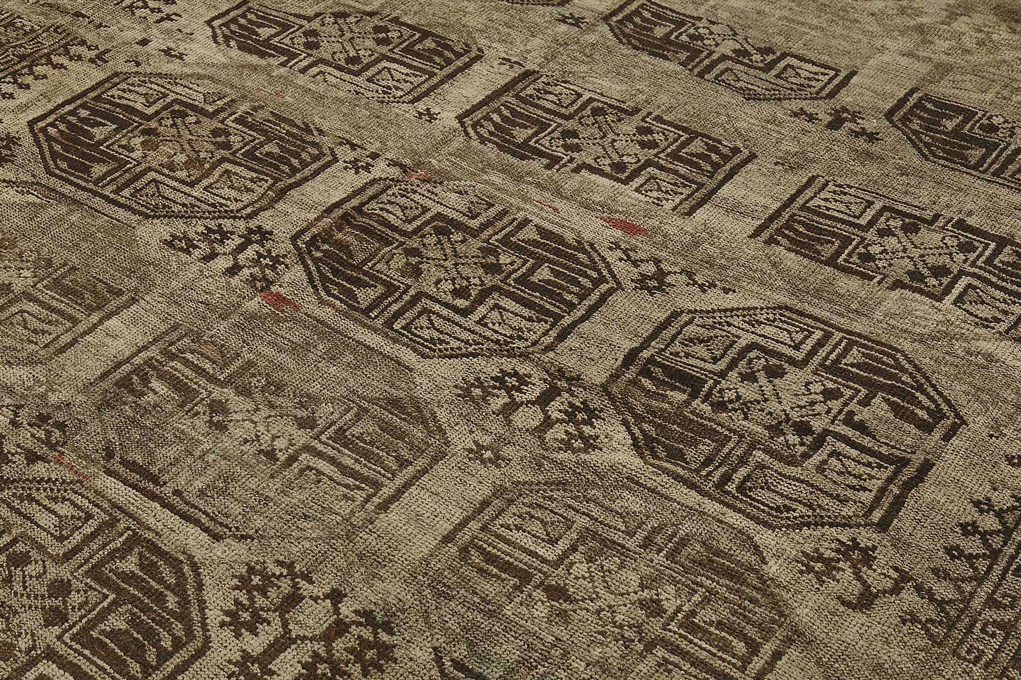 Beige Persian Antique — 2.66 x 3.13